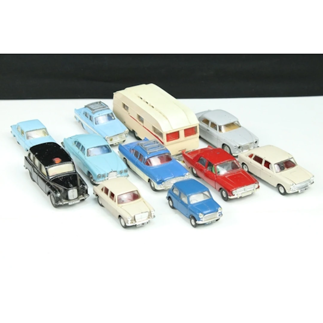 11 Triang Spot On diecast models to include Ford Zephyr Six,...