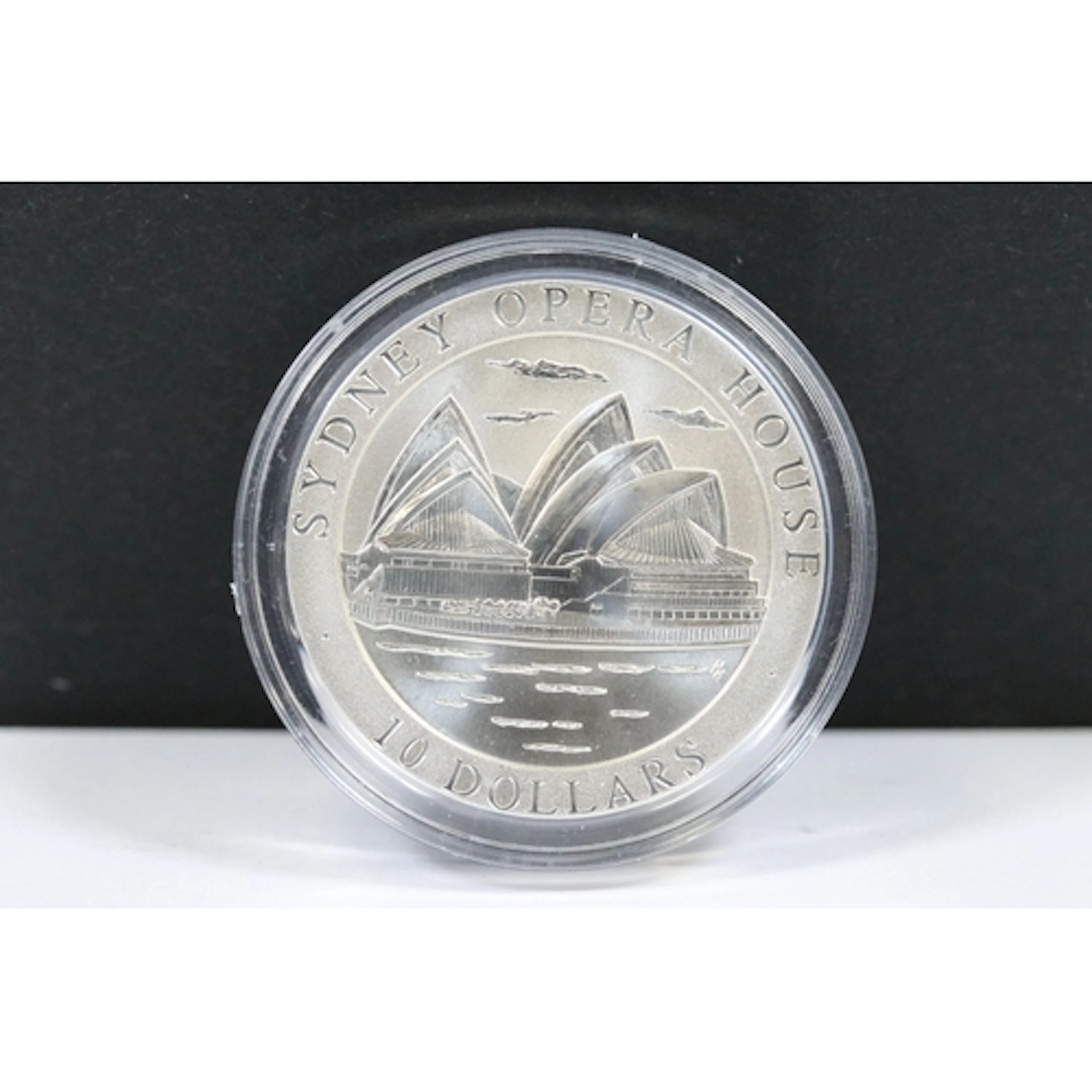 A Royal Australian Mint Queen Elizabeth II 1997 .999 fine si...