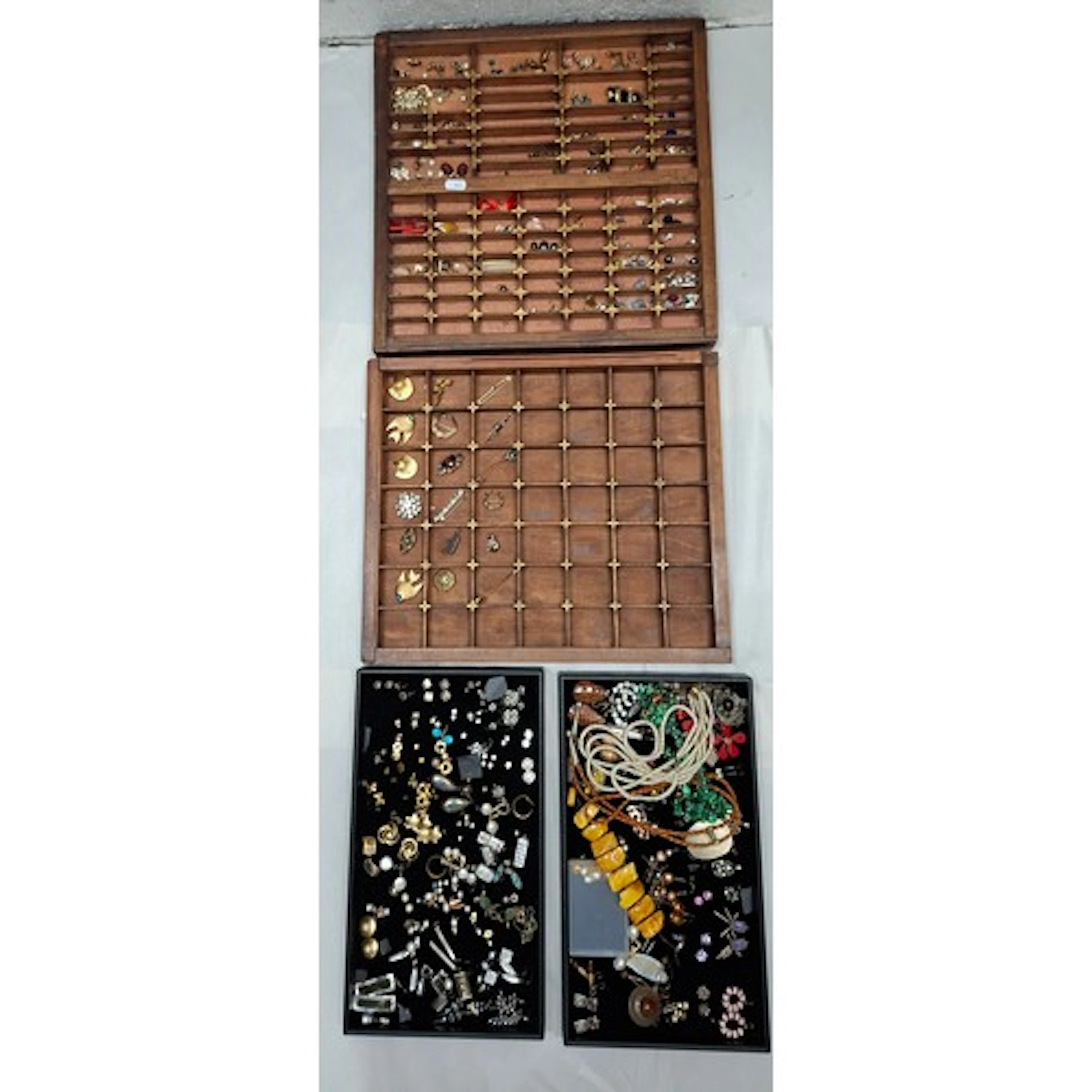 Two reproduction printers trays and 2 black presentation tra...