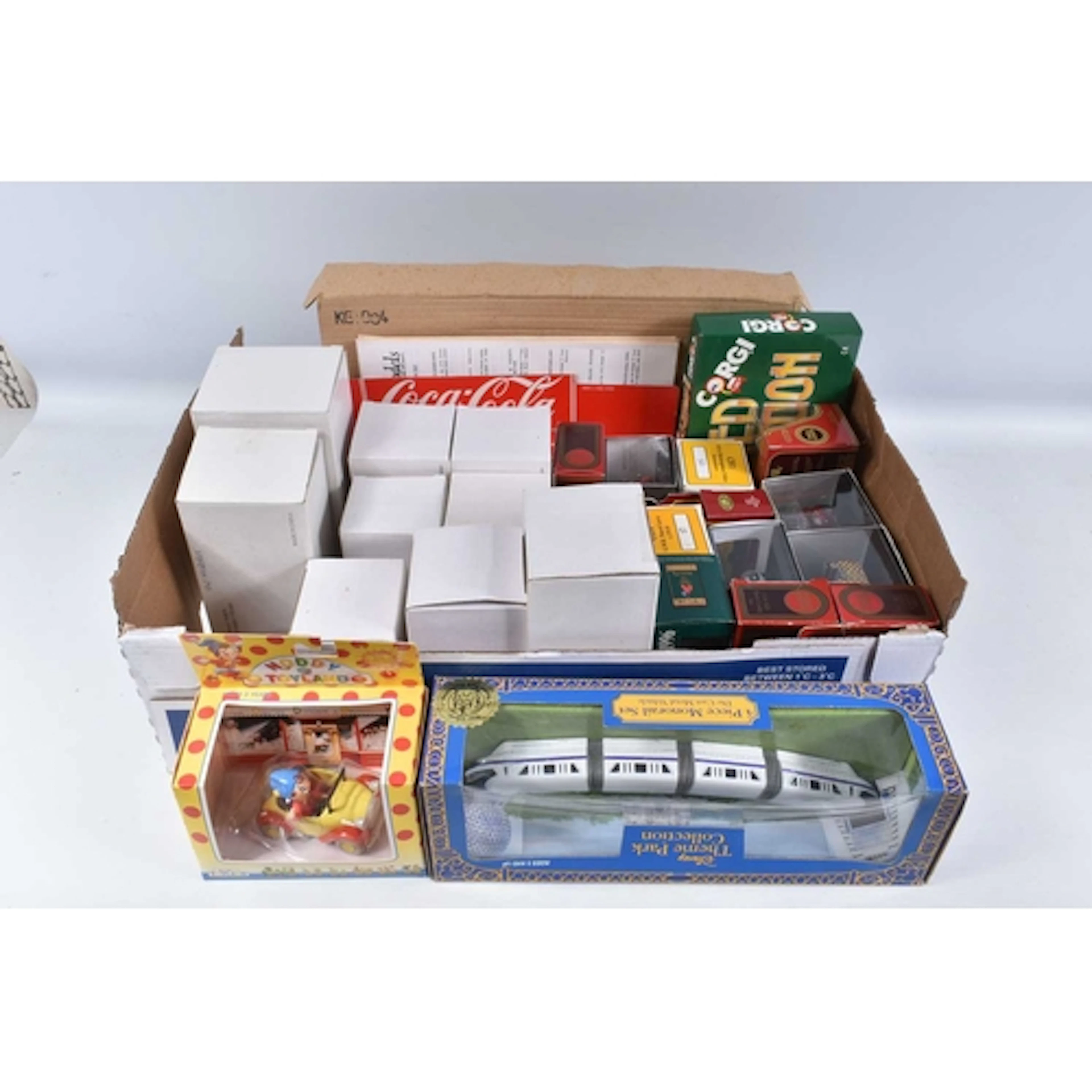 A TRAY OF BOXED DIECAST MODEL VEHICLES, to include models by...