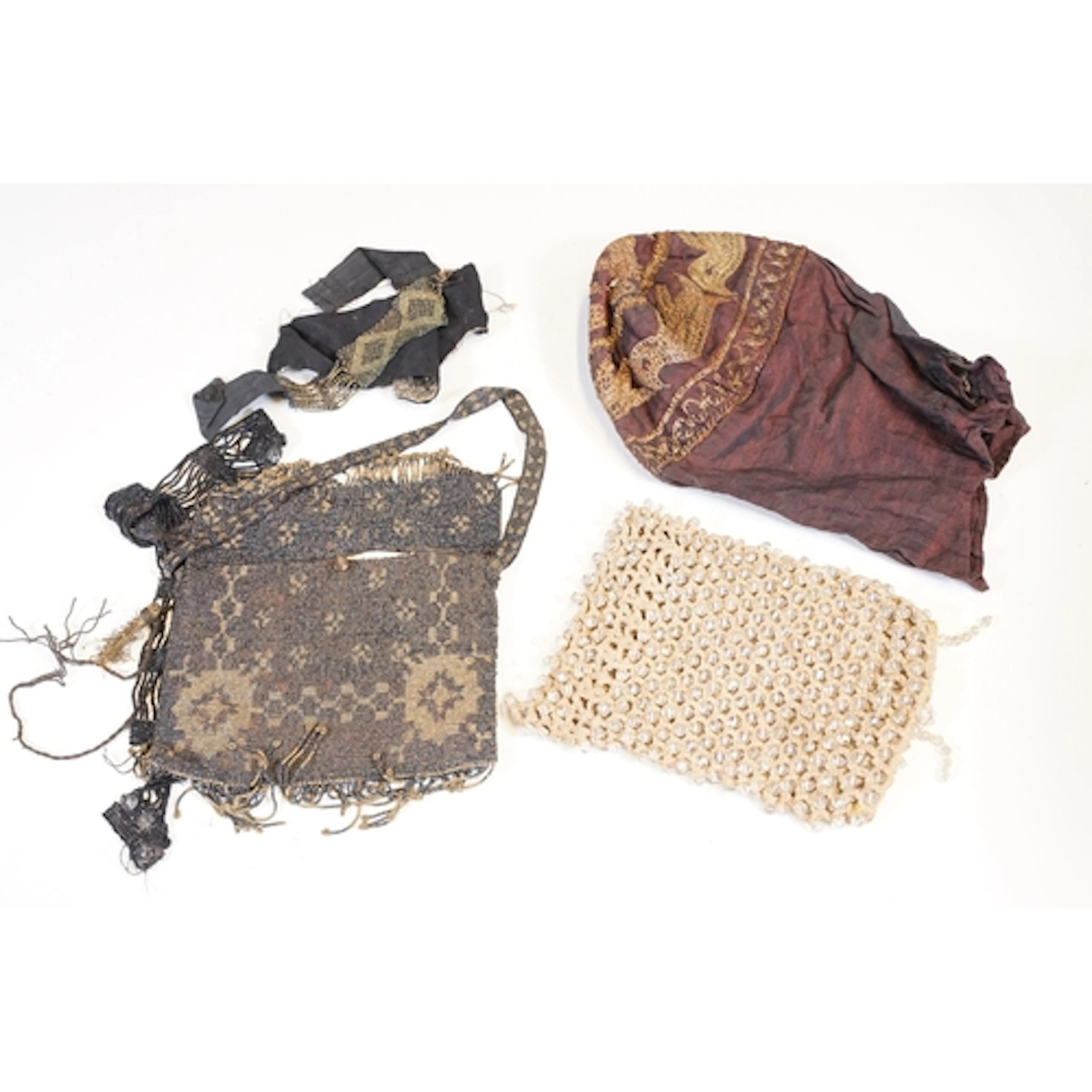 Group of vintage 20th century hand bags and chokers to inclu...