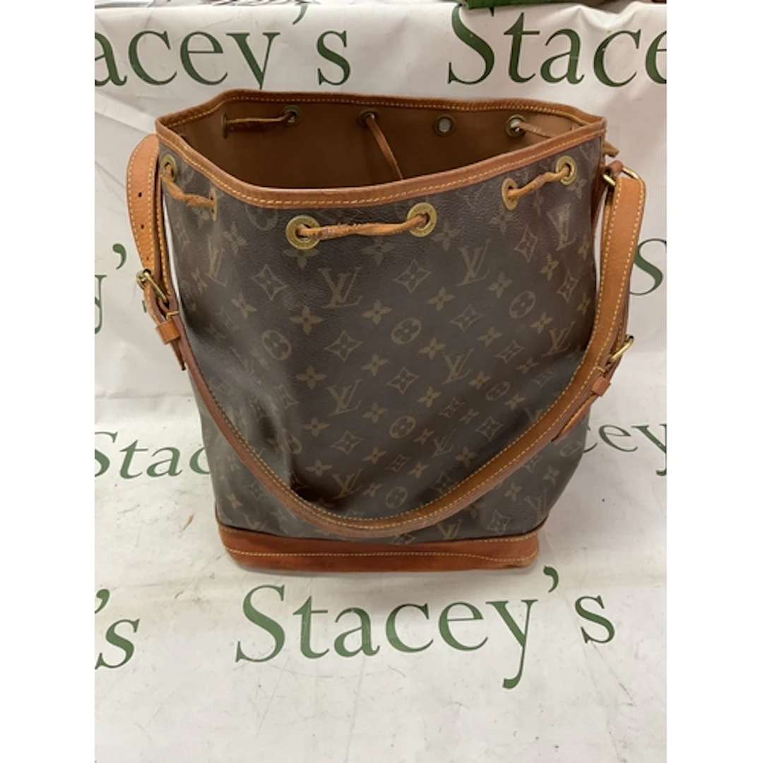 Louis Vuitton Noe bucket bag, 2008 tag Ar 3008.