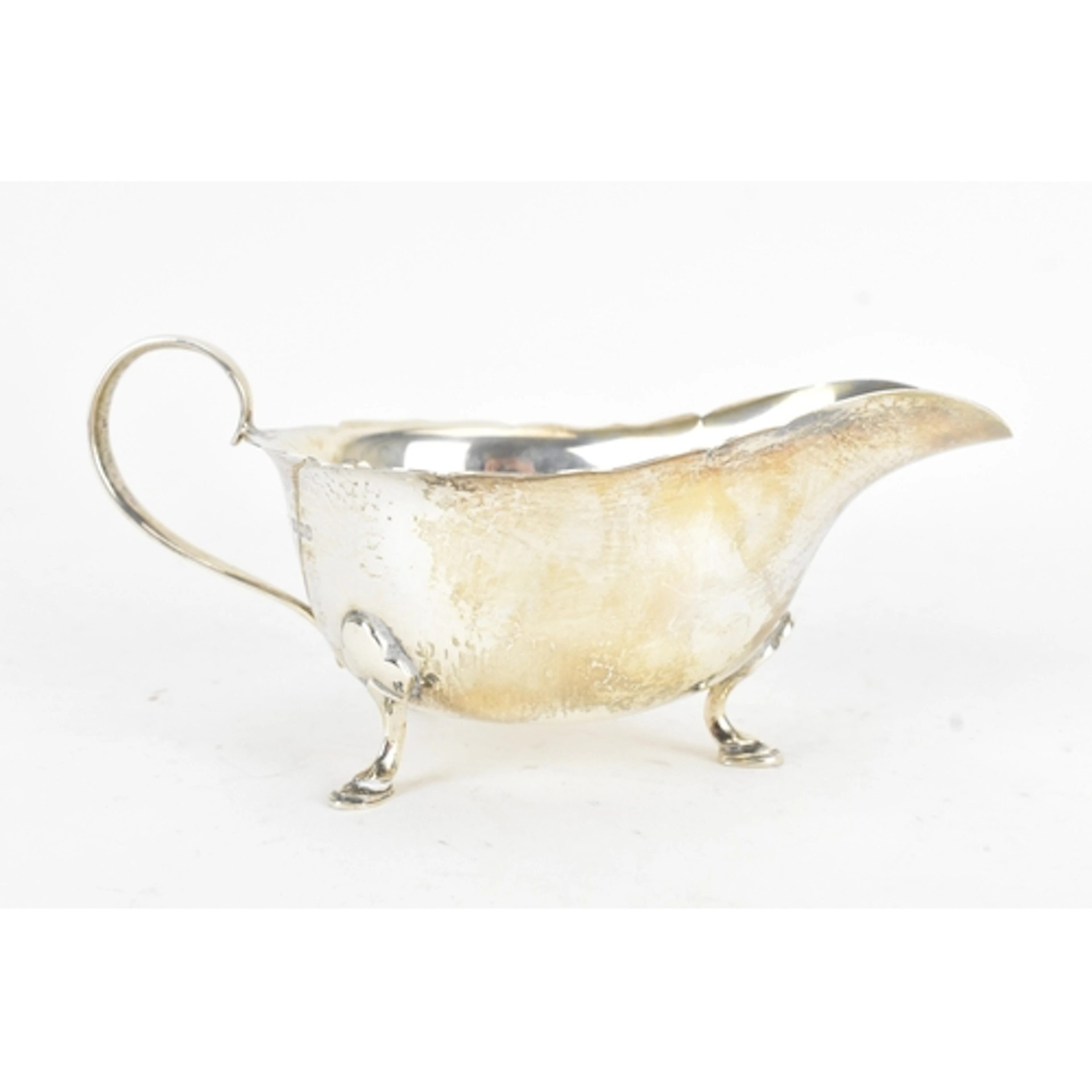 A George V silver sauce boat, by Mappin & Webb, hallmarked S...