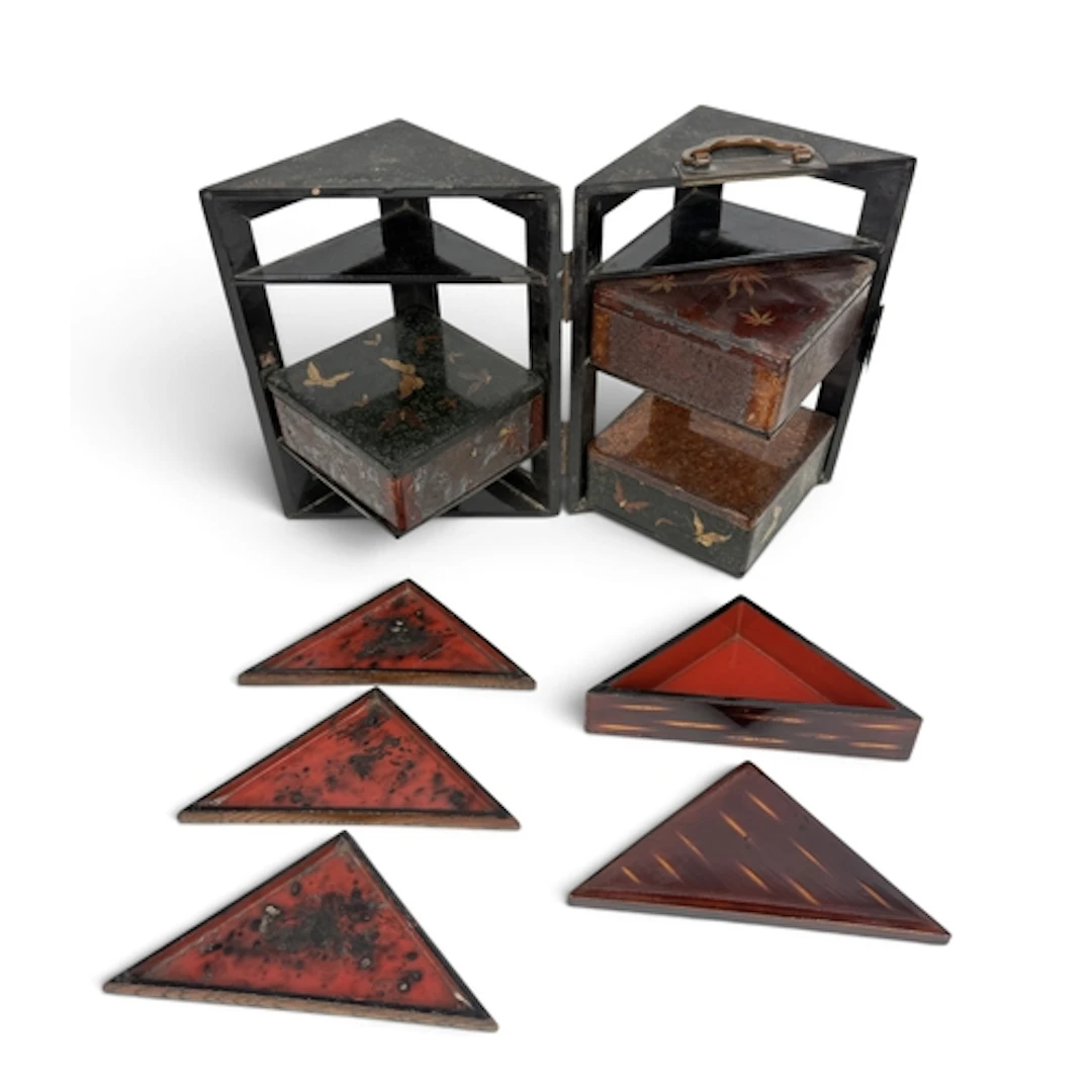 A JAPANESE LACQUERED FOOD STORAGE BOX With carrying handle. ...