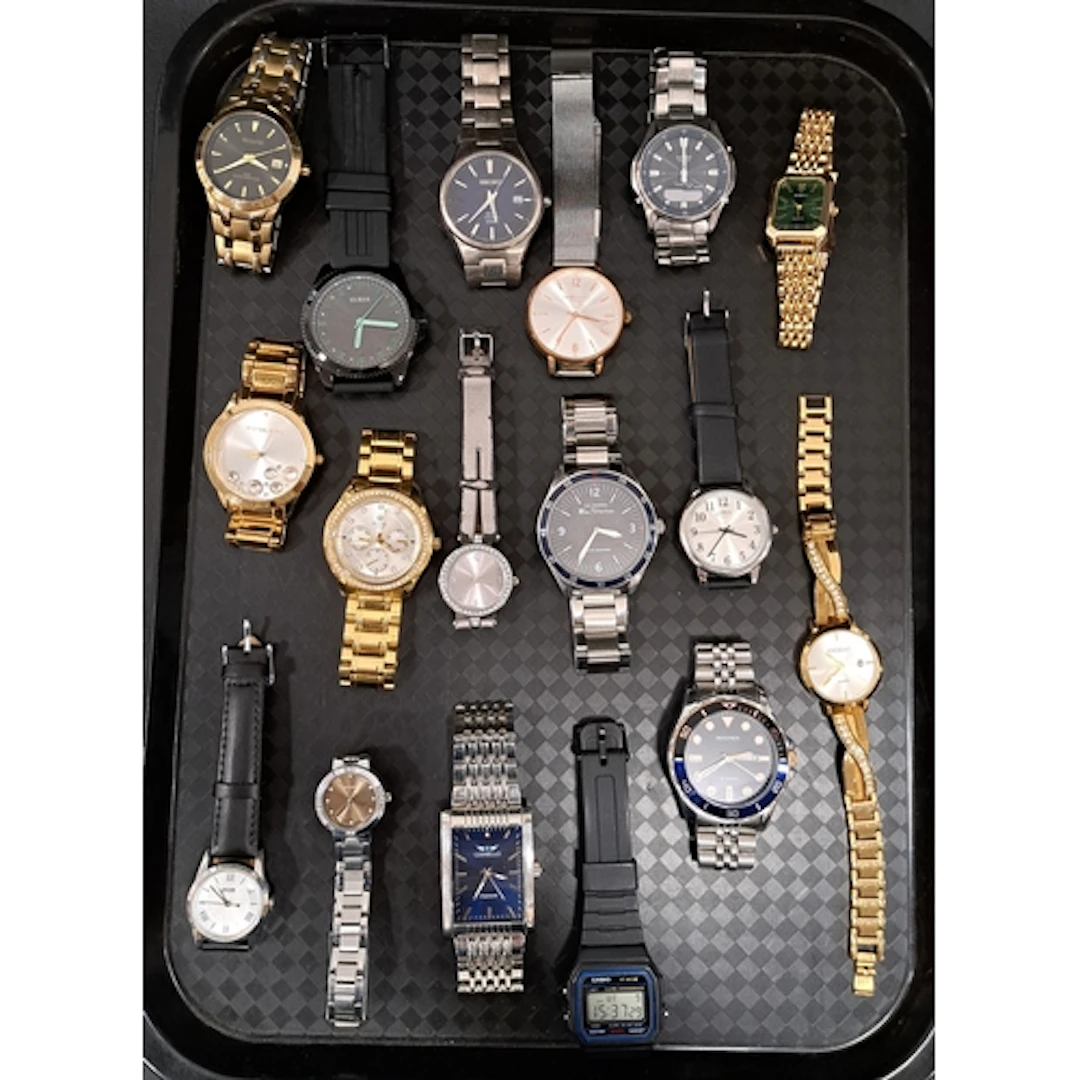 SELECTION OF LADIES AND GENTLEMEN'S WRISTWATCHES including A...