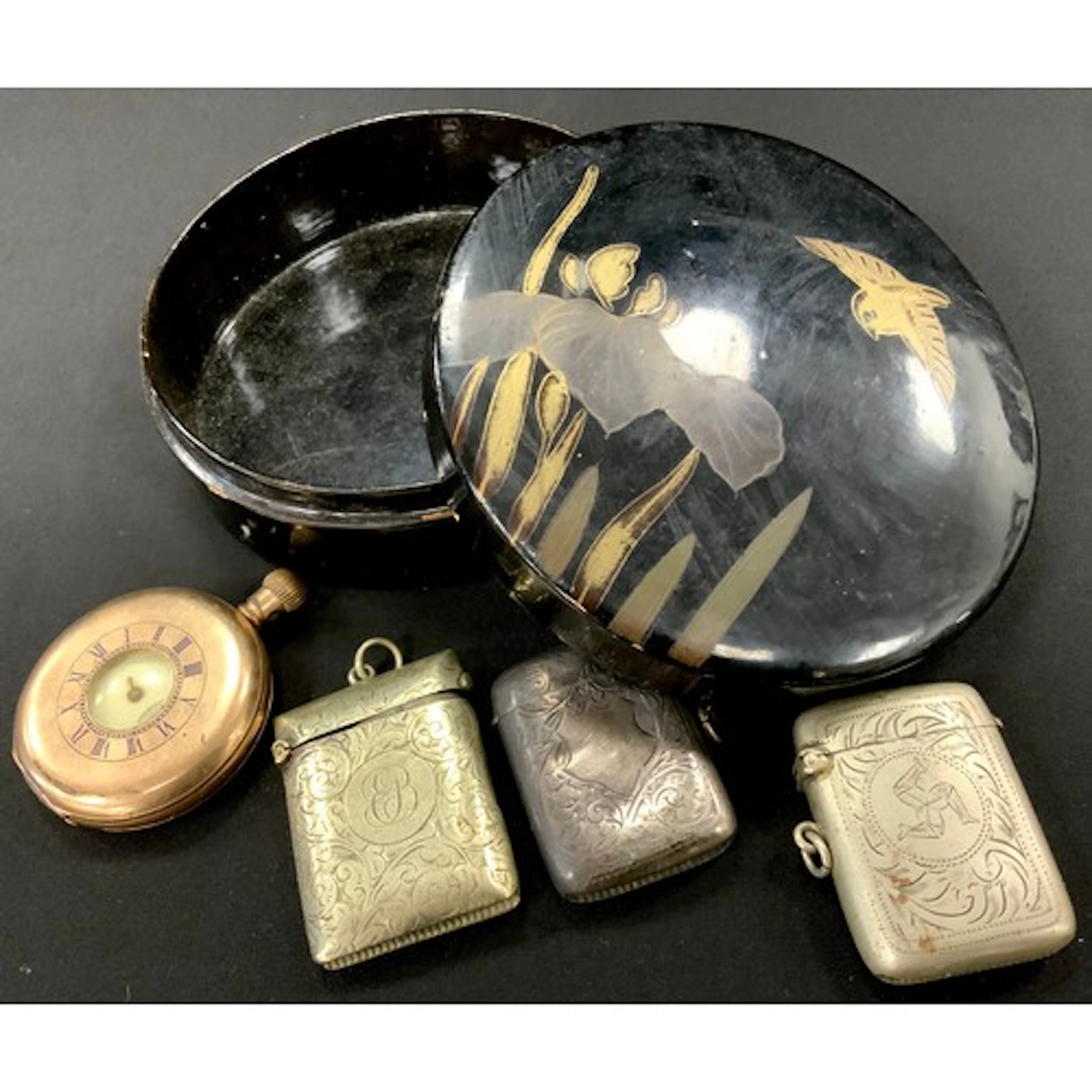 A Victorian silver vesta case, vacant shield shaped cartouch...