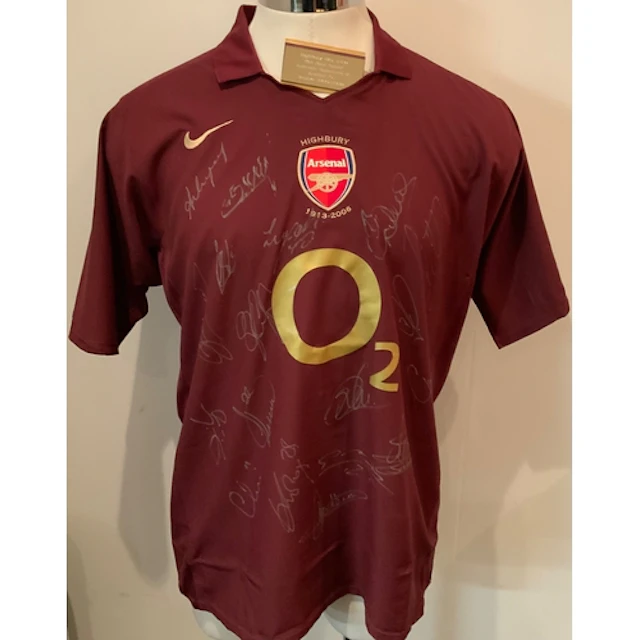 Arsenal 2005 - 2006 Signed Football Shirt: Redcurrent XL shi...