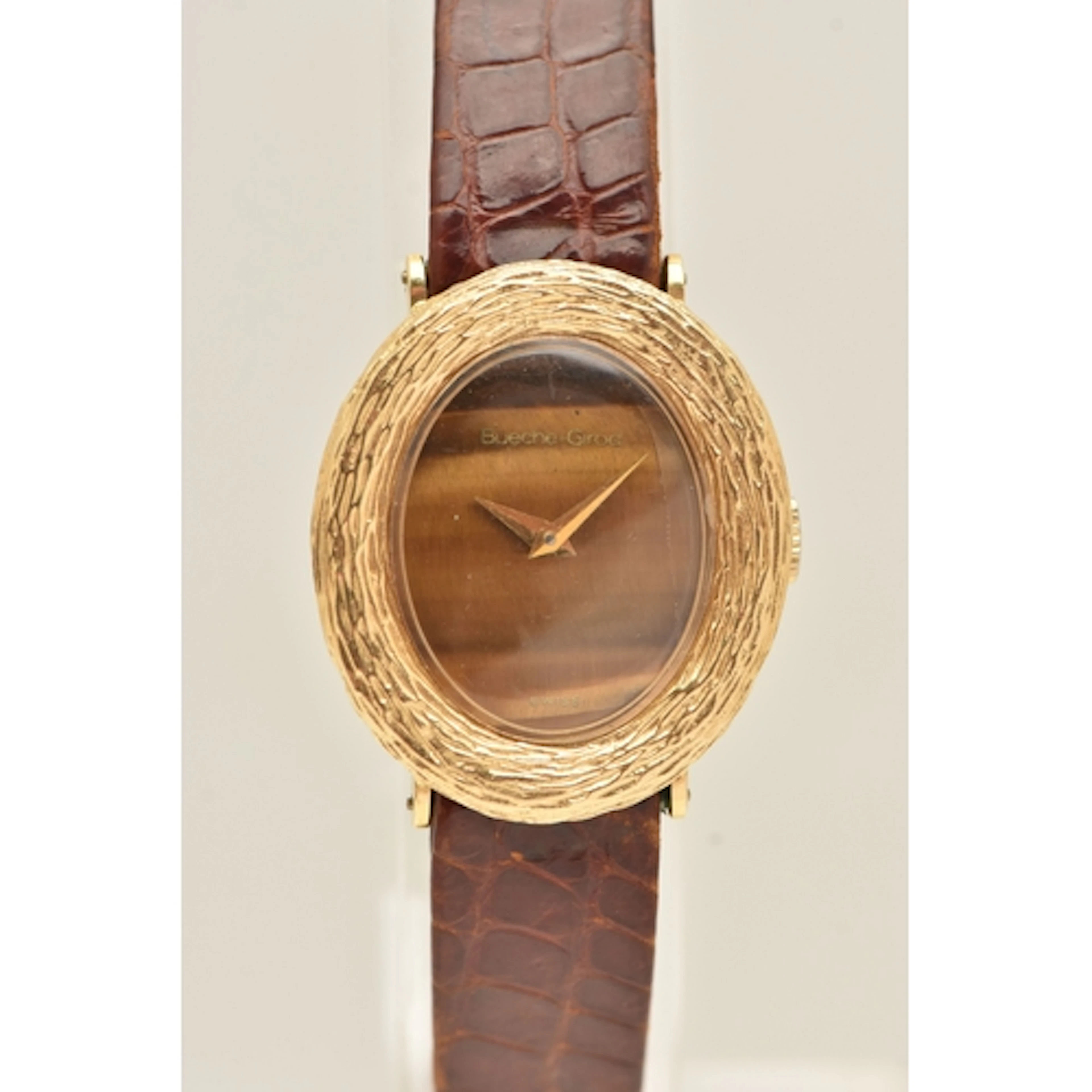 A LADIES 18CT GOLD 'BUECHE-GIROD' MANUAL WIND WRISTWATCH, wi...