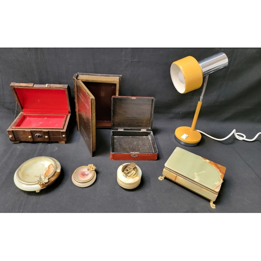 SELECTION OF GENERAL COLLECTABLES including an onyx desk se...