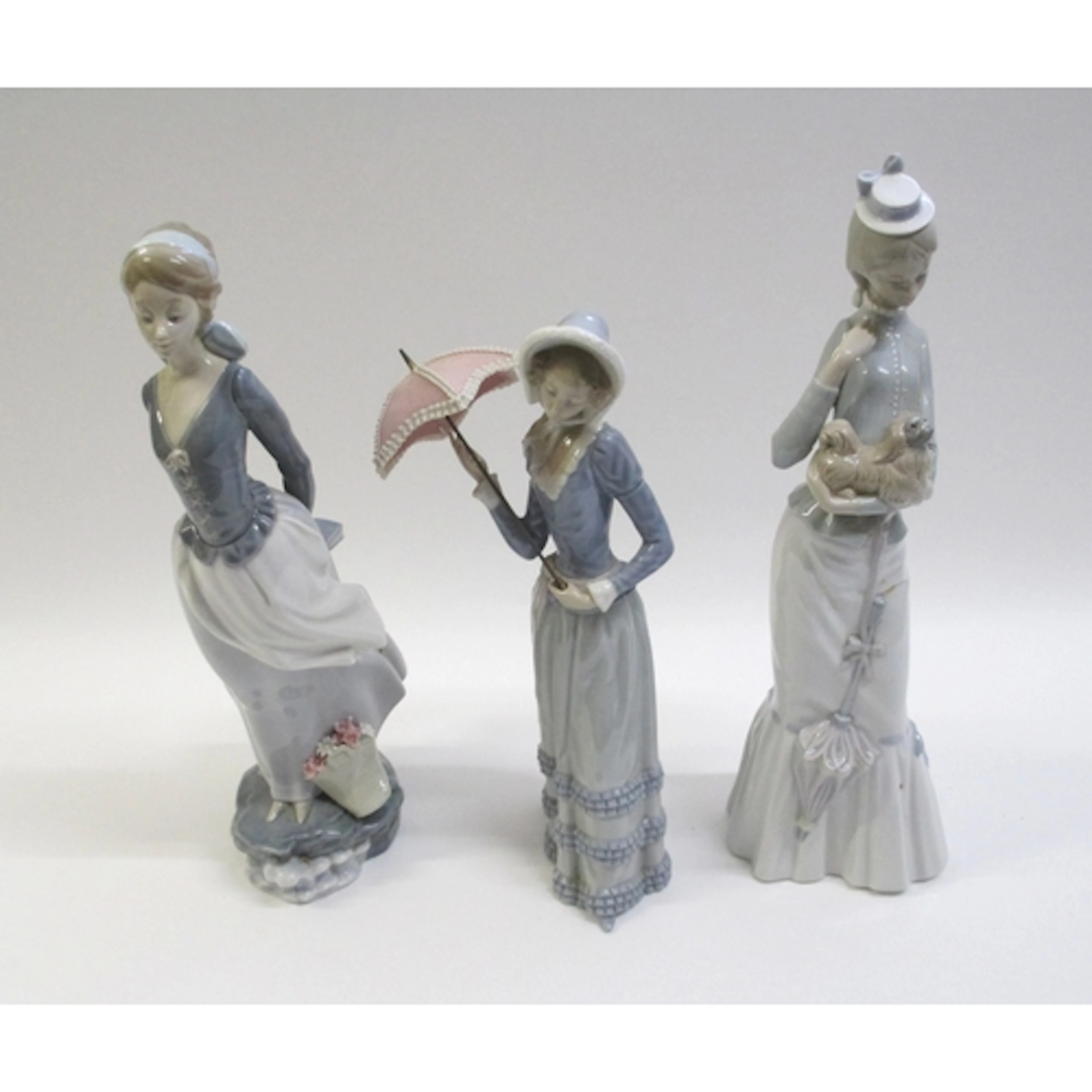 Group of three large Lladro figures No.s 4922, 4893 & 4879, ...
