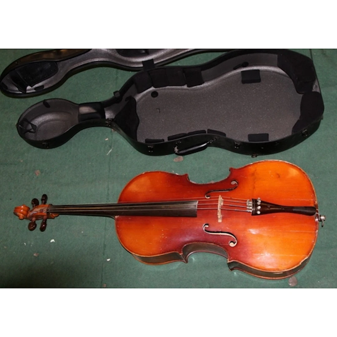 Full size Cello (o/all length approx 120cms) c/w rigid fligh...