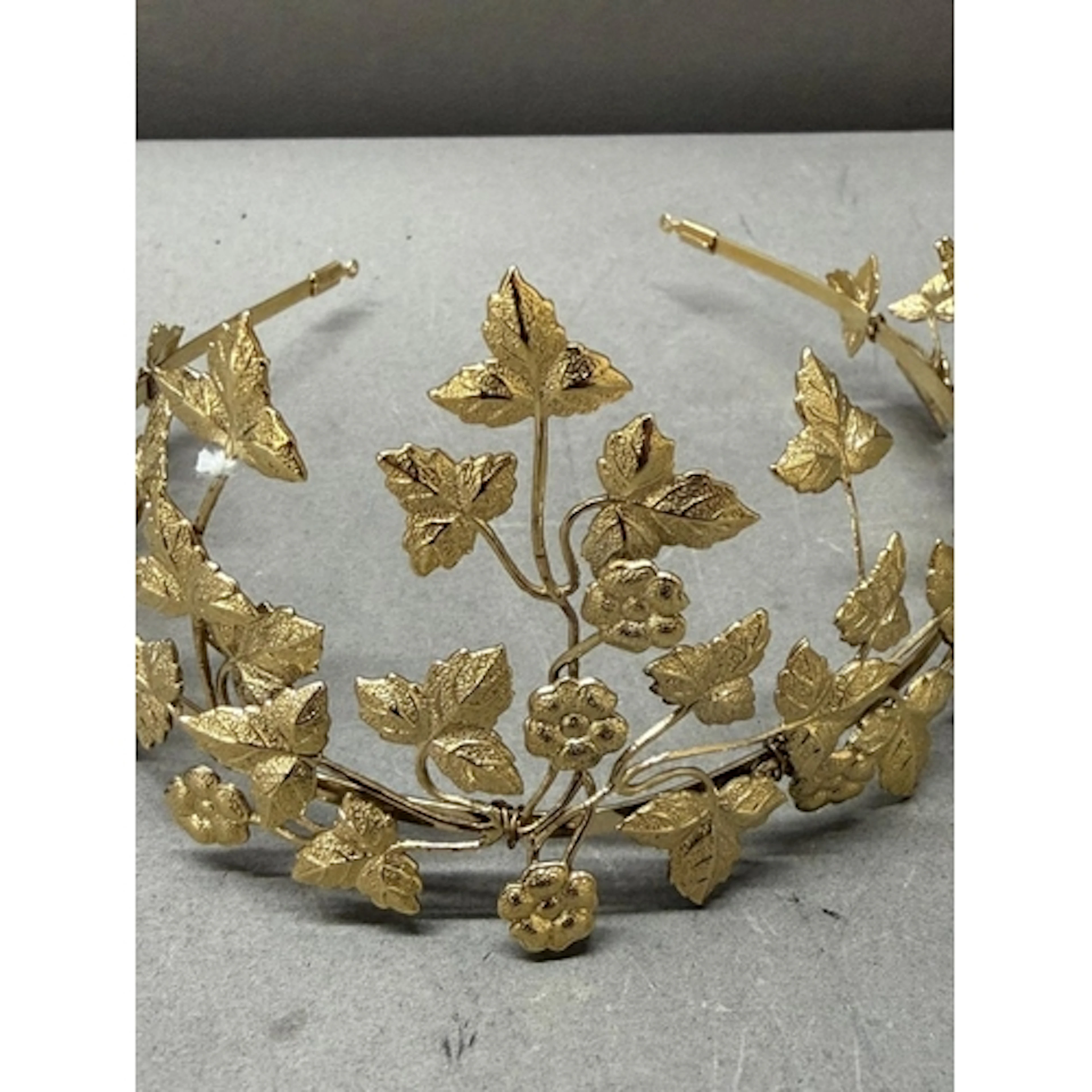 A Leriska wedding tiara with gilt leaves