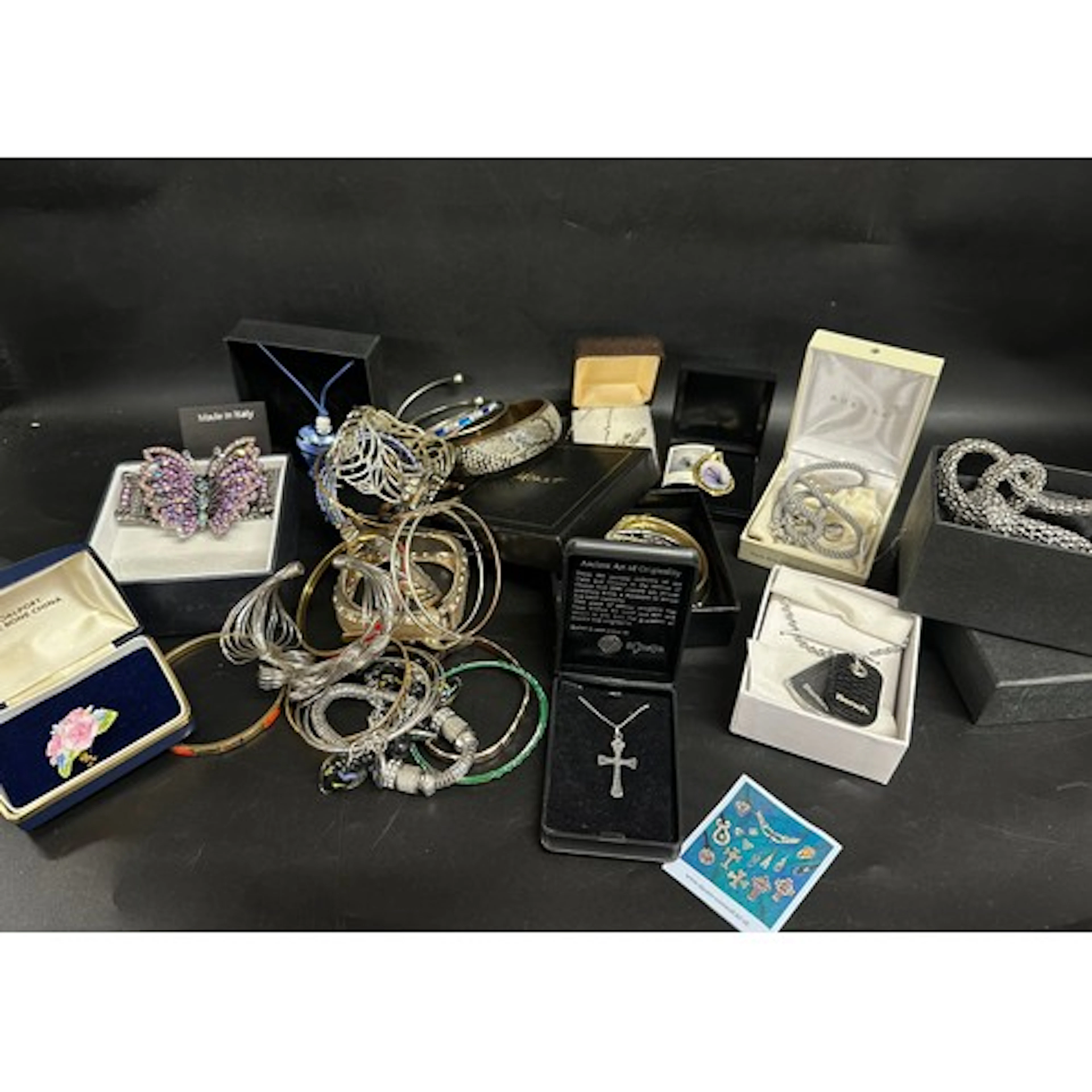 A box of costume jewellery