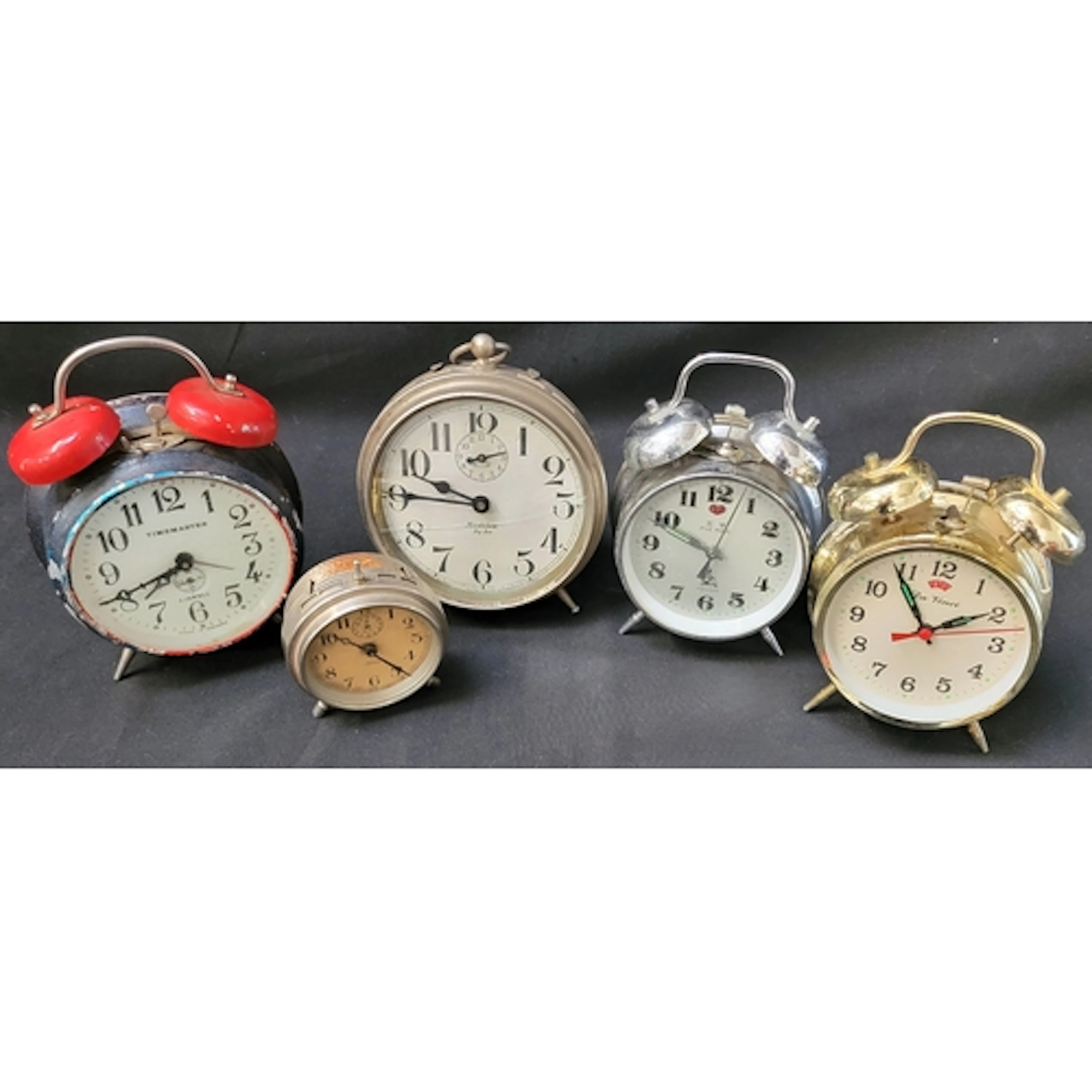 SELECTION OF FIVE VINTAGE ALARM CLOCKS comprising a Westclo...