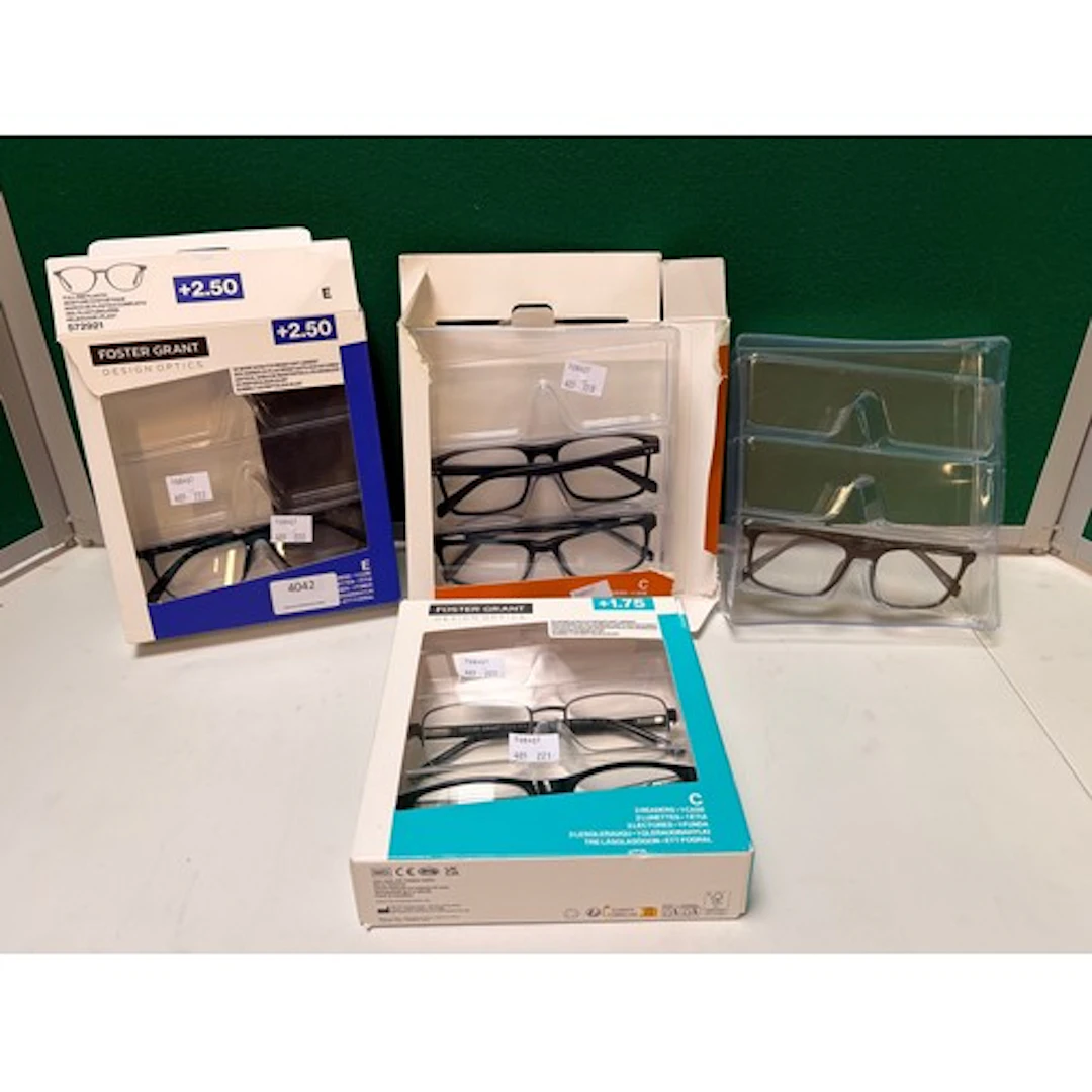A quantity of FGX Unisex Classics +1.25, +1.75 and +2.50 gl...