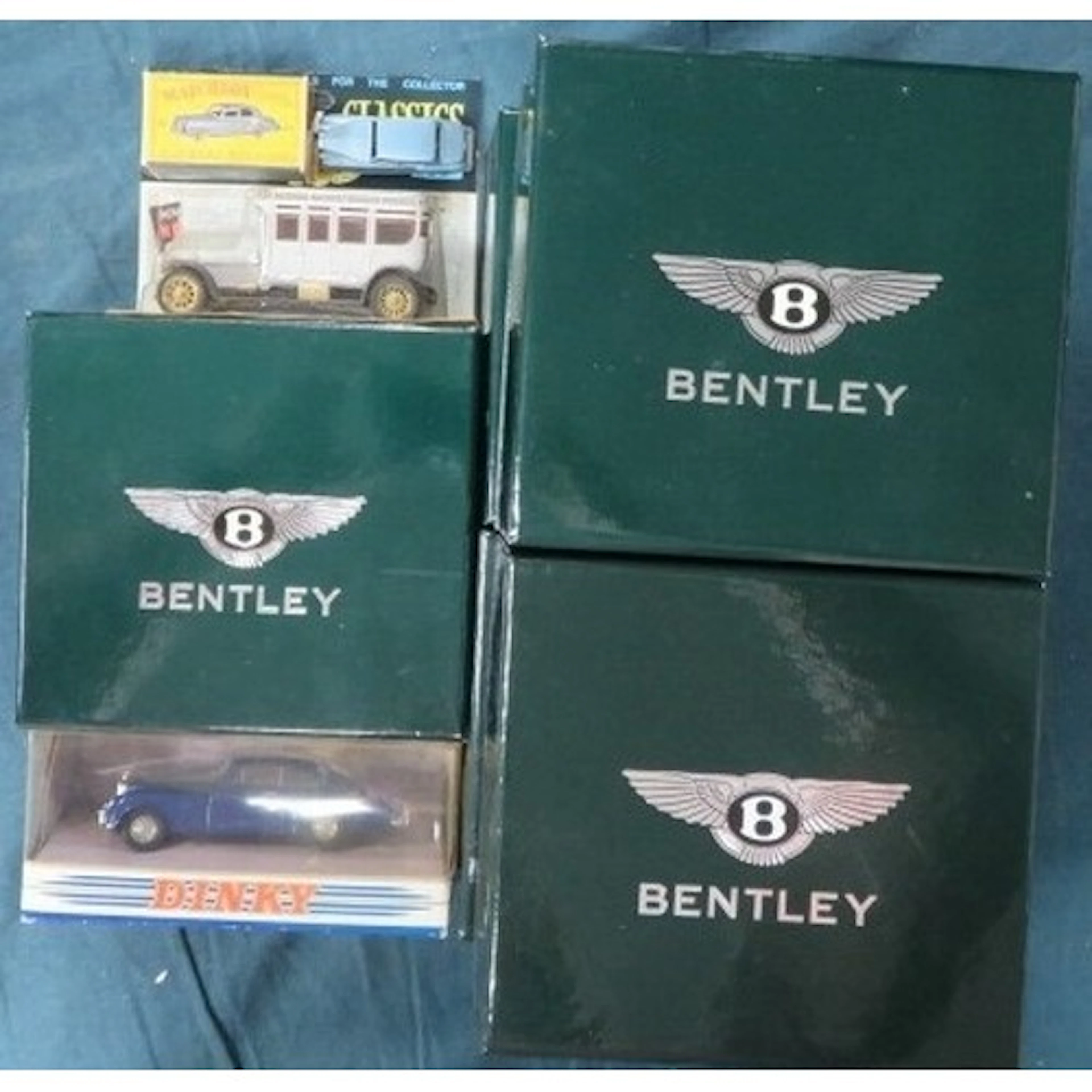 Minichamps 1/43rd scale Bentley (rhd) collection, with Arnag...