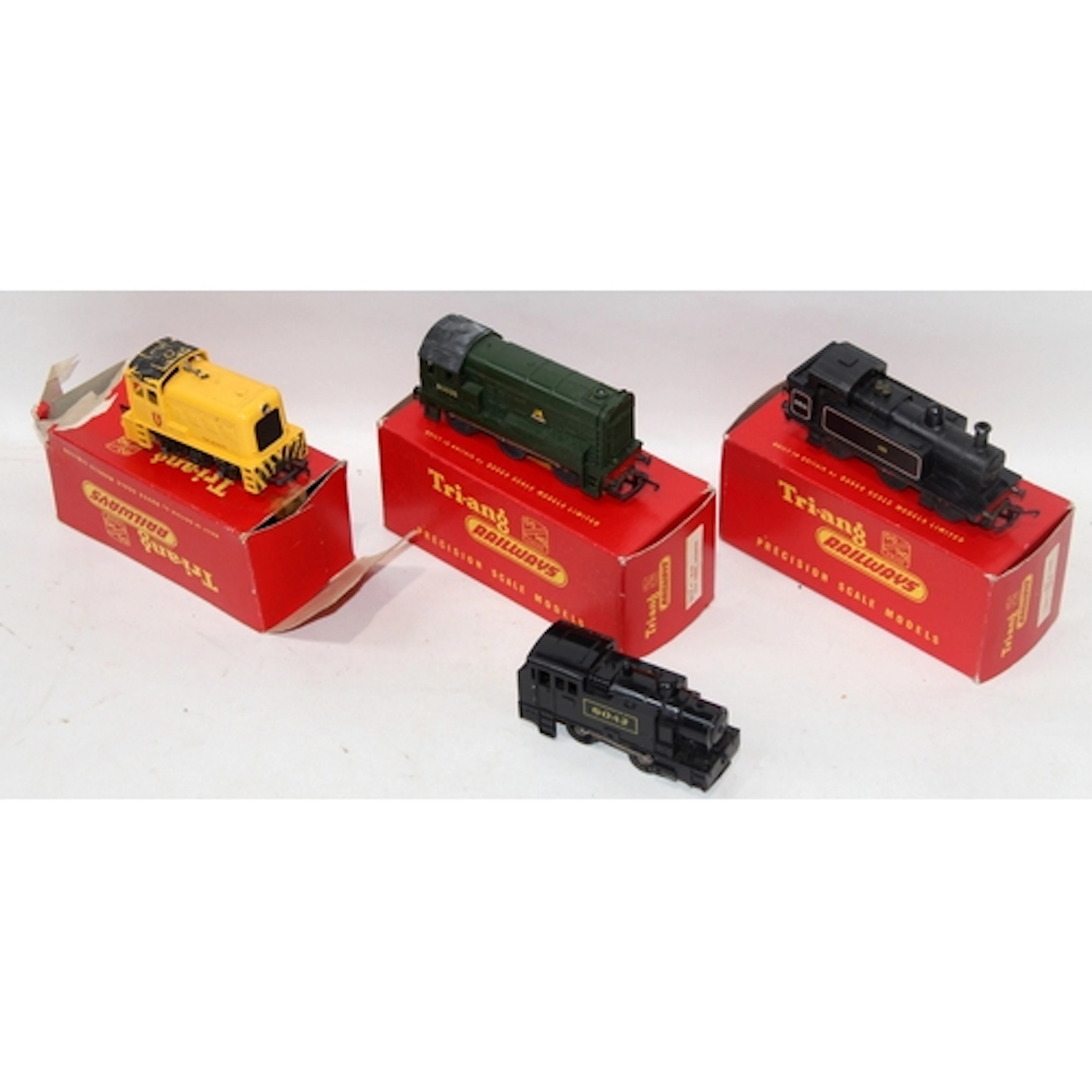 Hornby OO gauge locomotives: R52 Class 3F Tank, R152 Shunter...