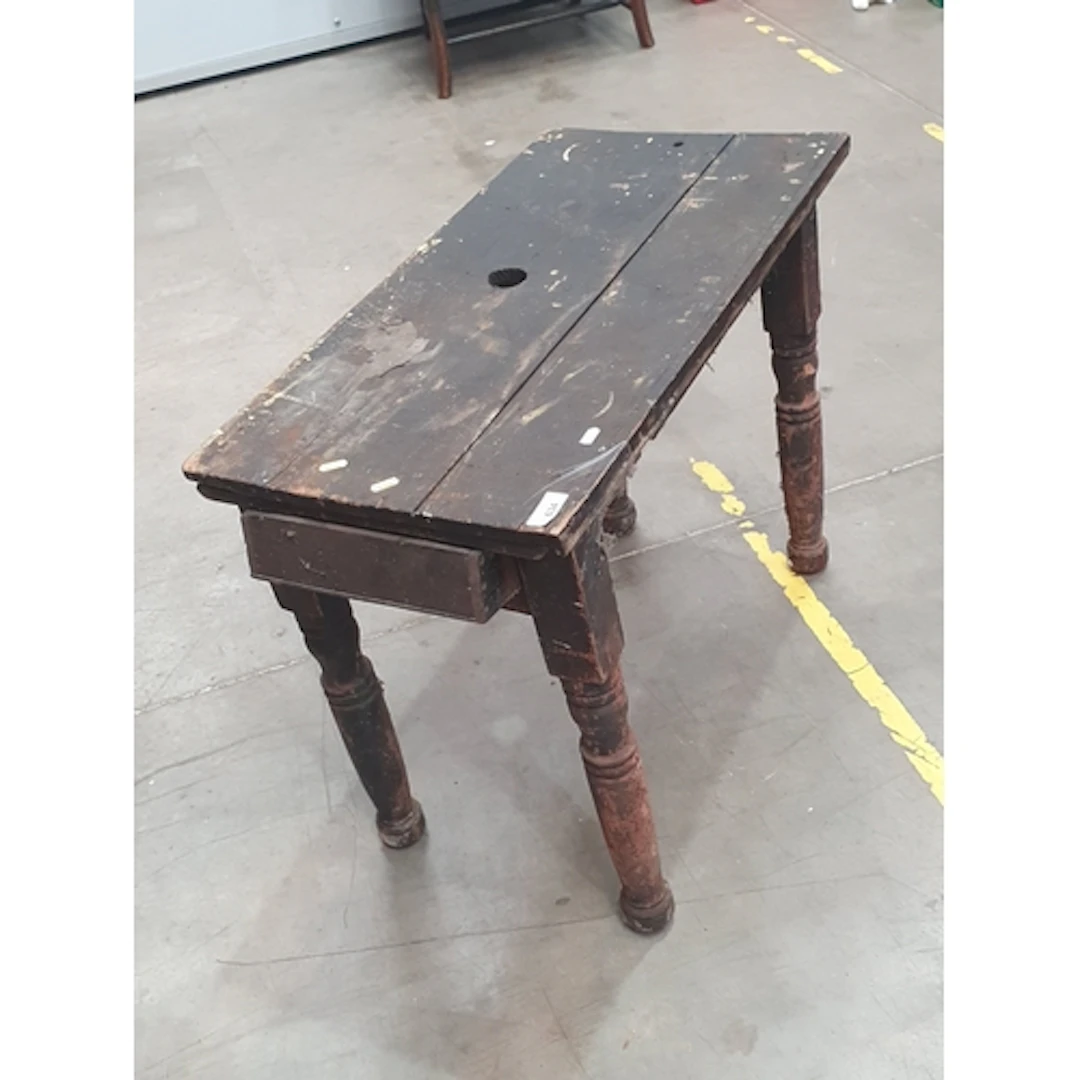 An antique pine Side Table A/F 2ft 8in W x 2ft 2in H (SR1)
