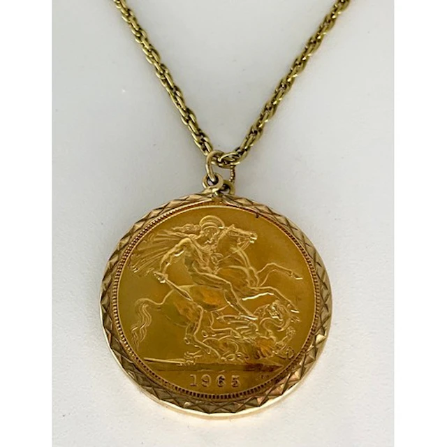 An Elizabeth II sovereign pendant necklace, 1965, 9ct gold m...