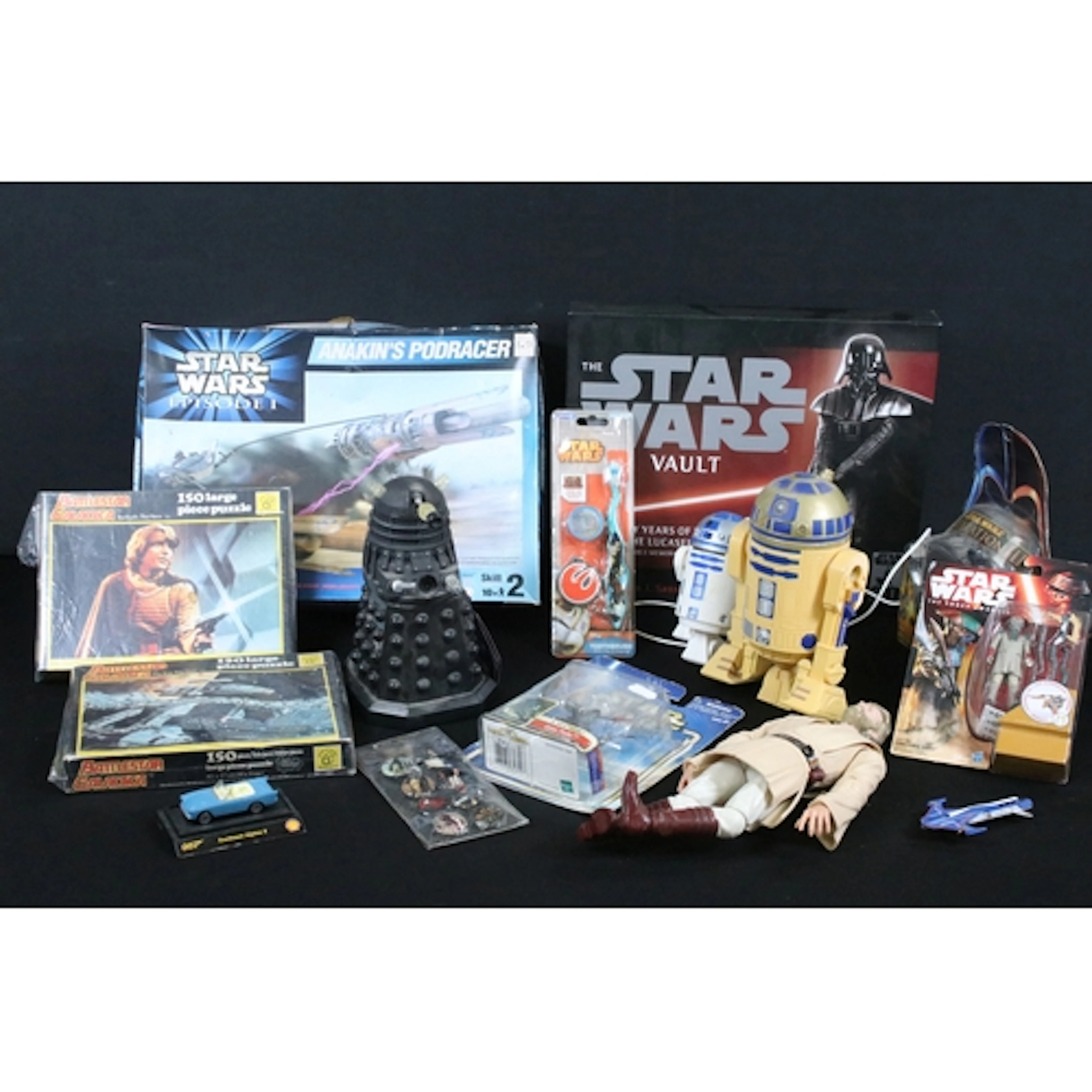 Star Wars - Collection of figures and collectables to includ...