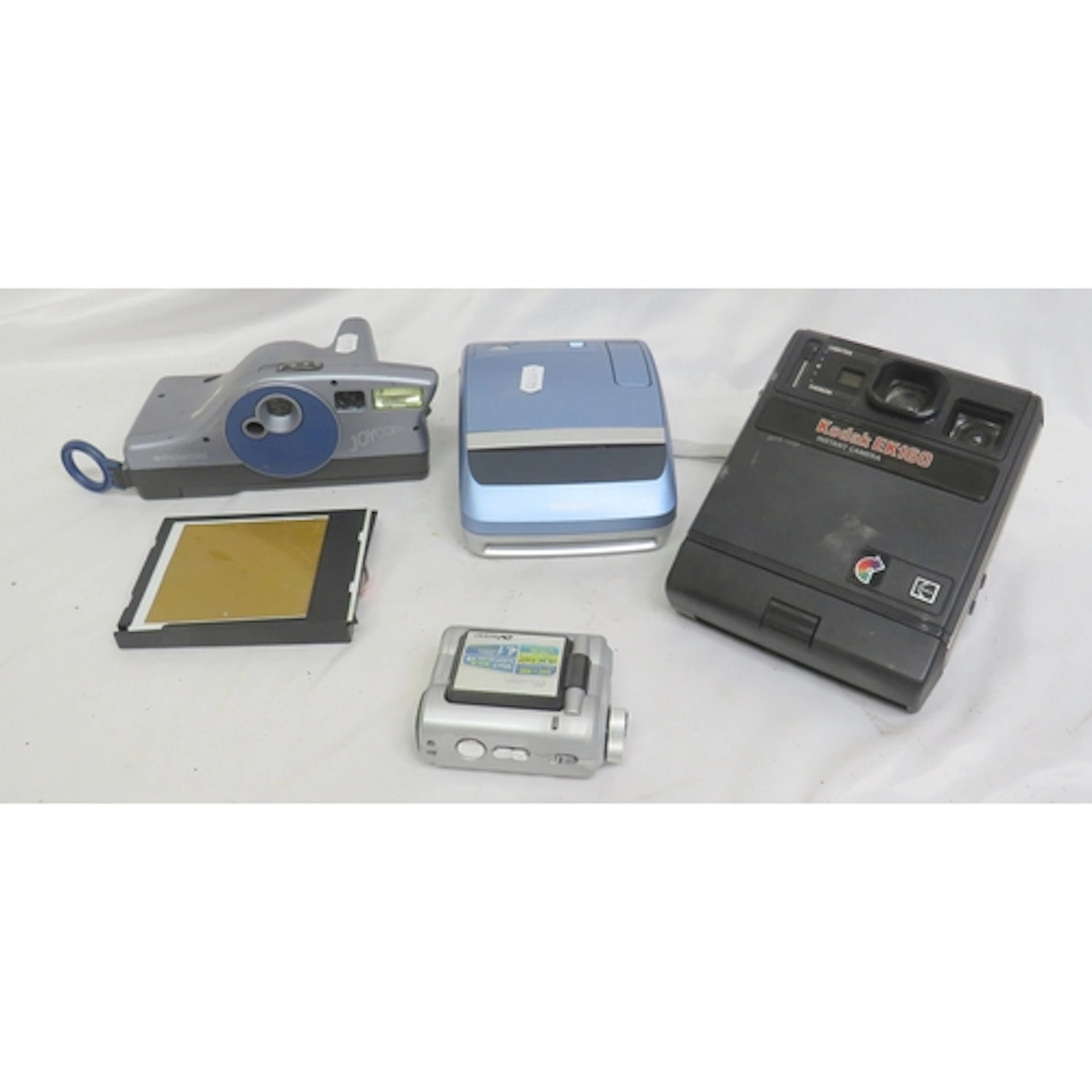 Camera Equipment incl. Polaroid Camera, Kodak EK160 instant,...
