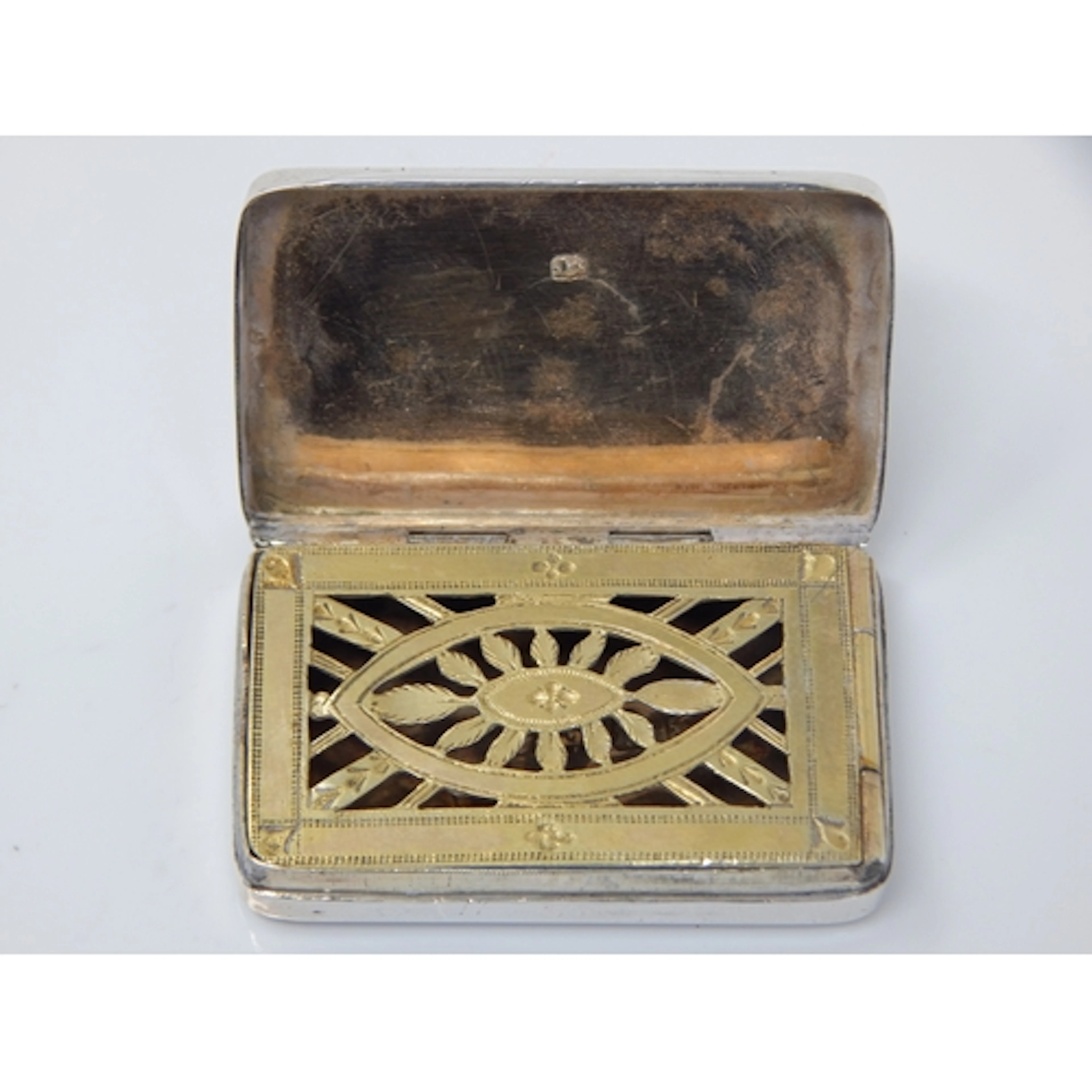 George III Silver Vinaigrette with Pierced Gilded Grille: Ha...
