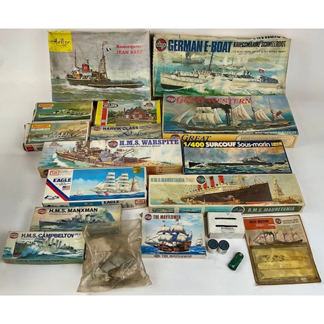 Various unbuilt Airfix, Matchbox, Heller, Imai and Heljan mo...