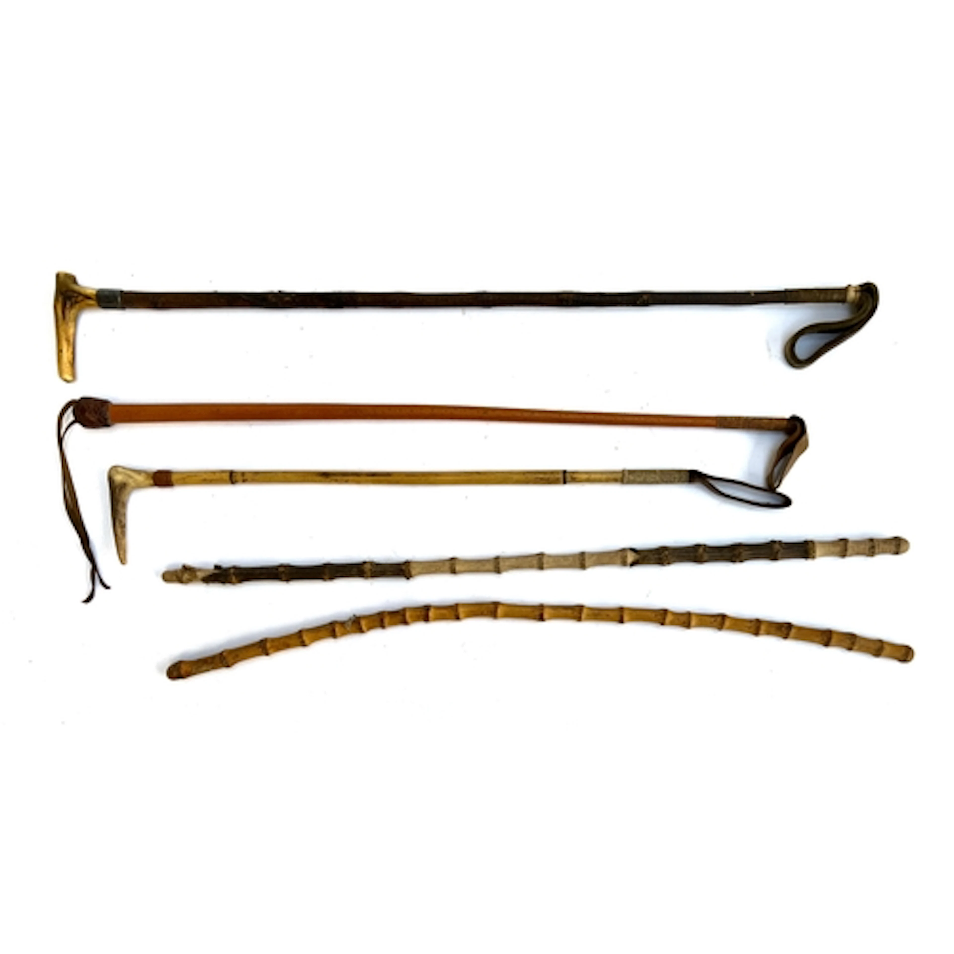 A 19th century hazel hunting whip, with hazel shaft, the whi...