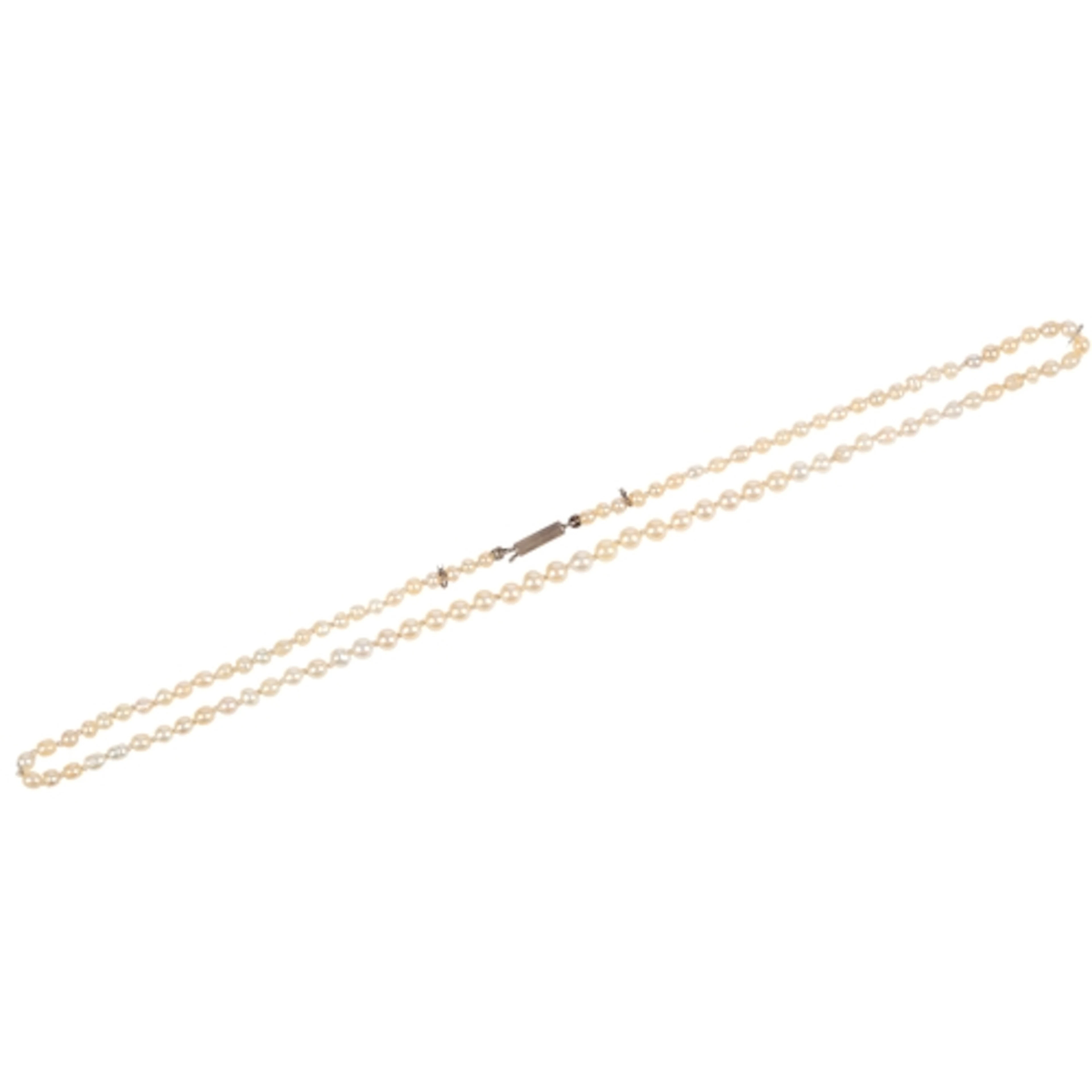 An untested pearl necklace, early 20th century, composed of ...