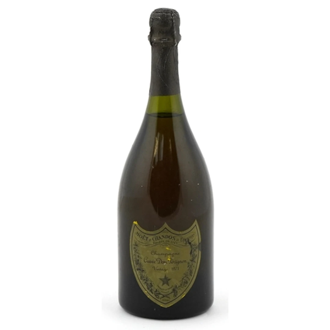Bottle of Moët & Chandon Dom Perignon 1971 Champagne.