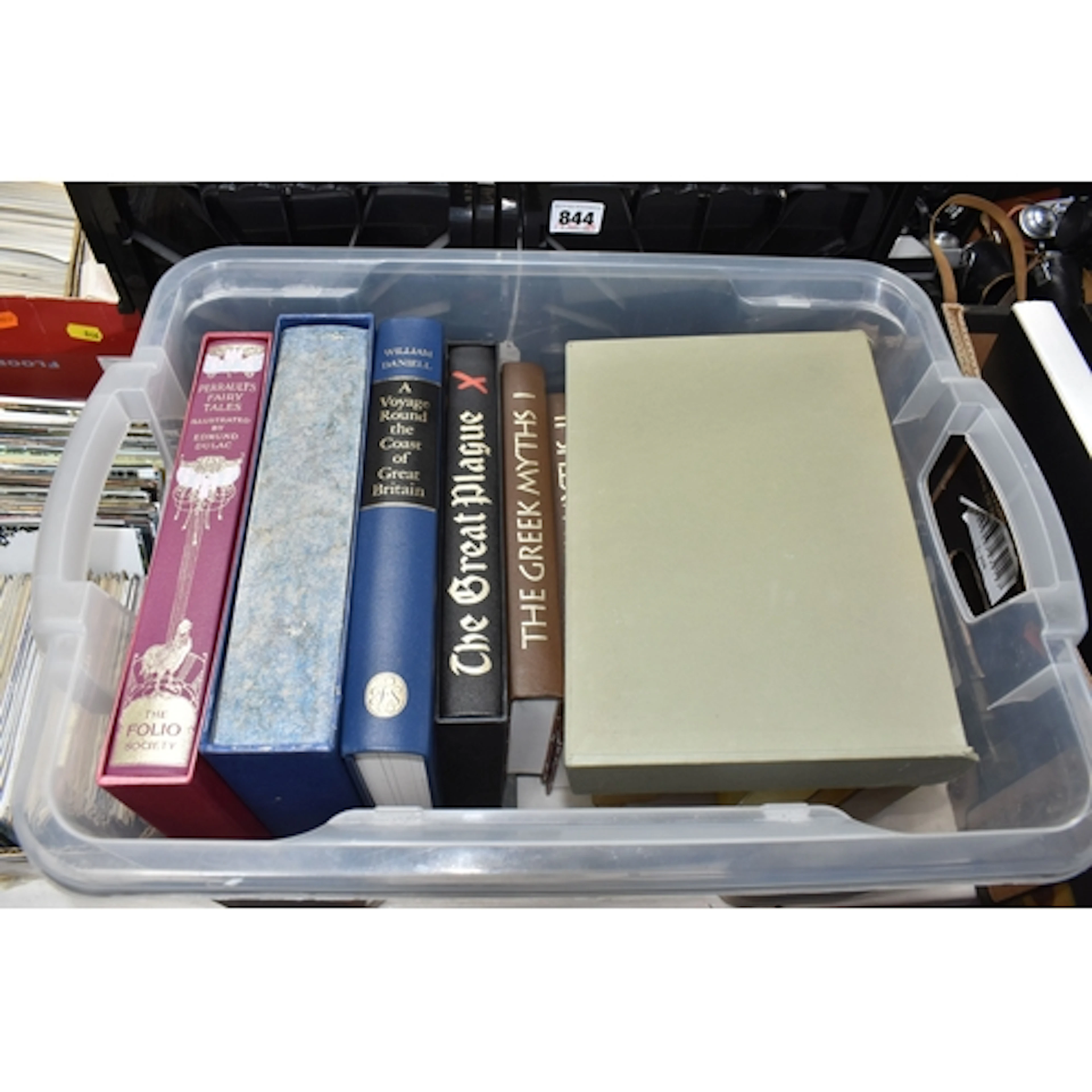 THE FOLIO SOCIETY, one box containing 12 titles comprising G...