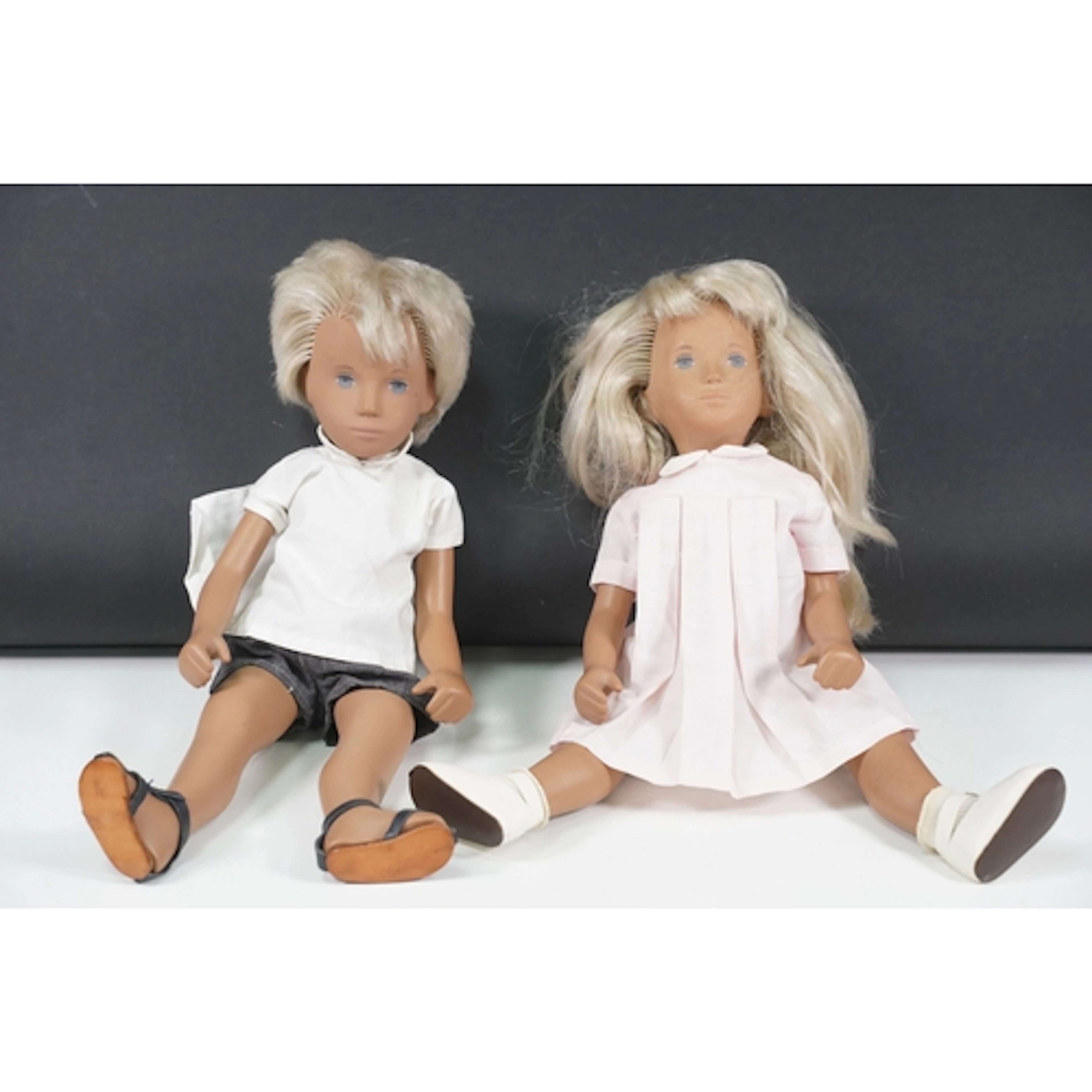 Sasha - Two 1970's Trendon Sasha dolls, to include 1 x Sasha...
