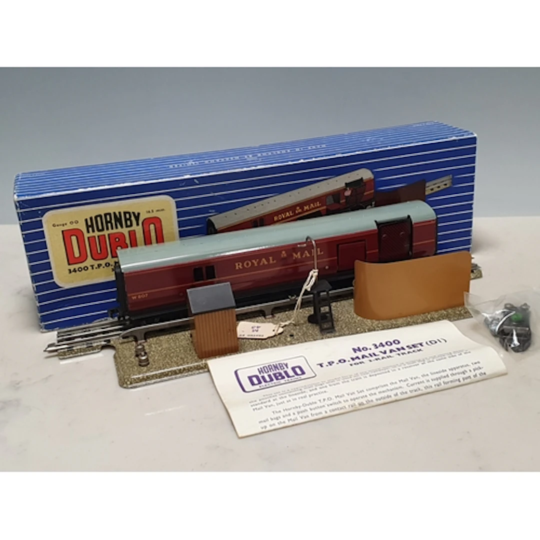 A boxed Hornby Dublo 3400 T.P.O. Mail Set, late production v...