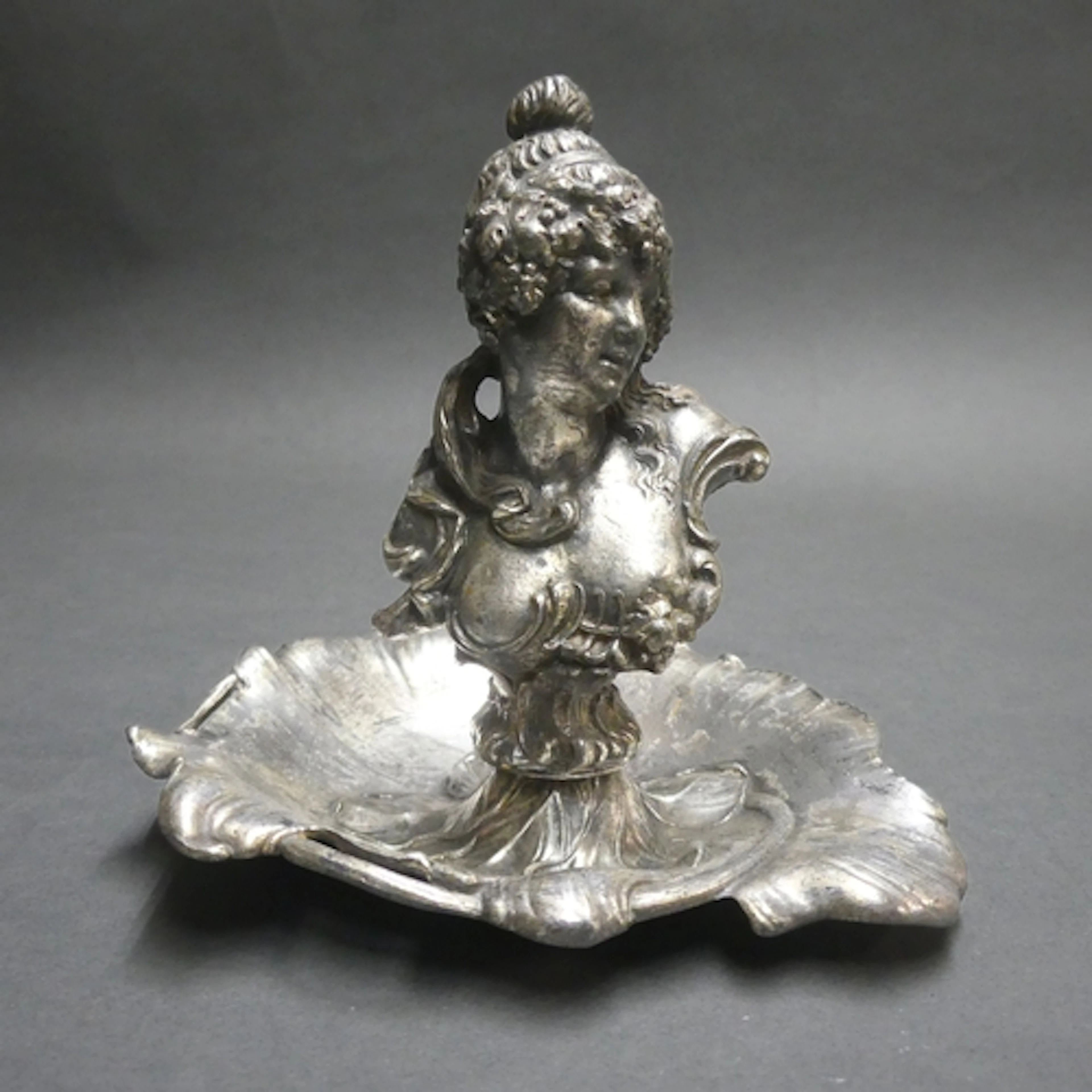 WMF - An Art Nouveau silver plated Brittania metal pin dish,...