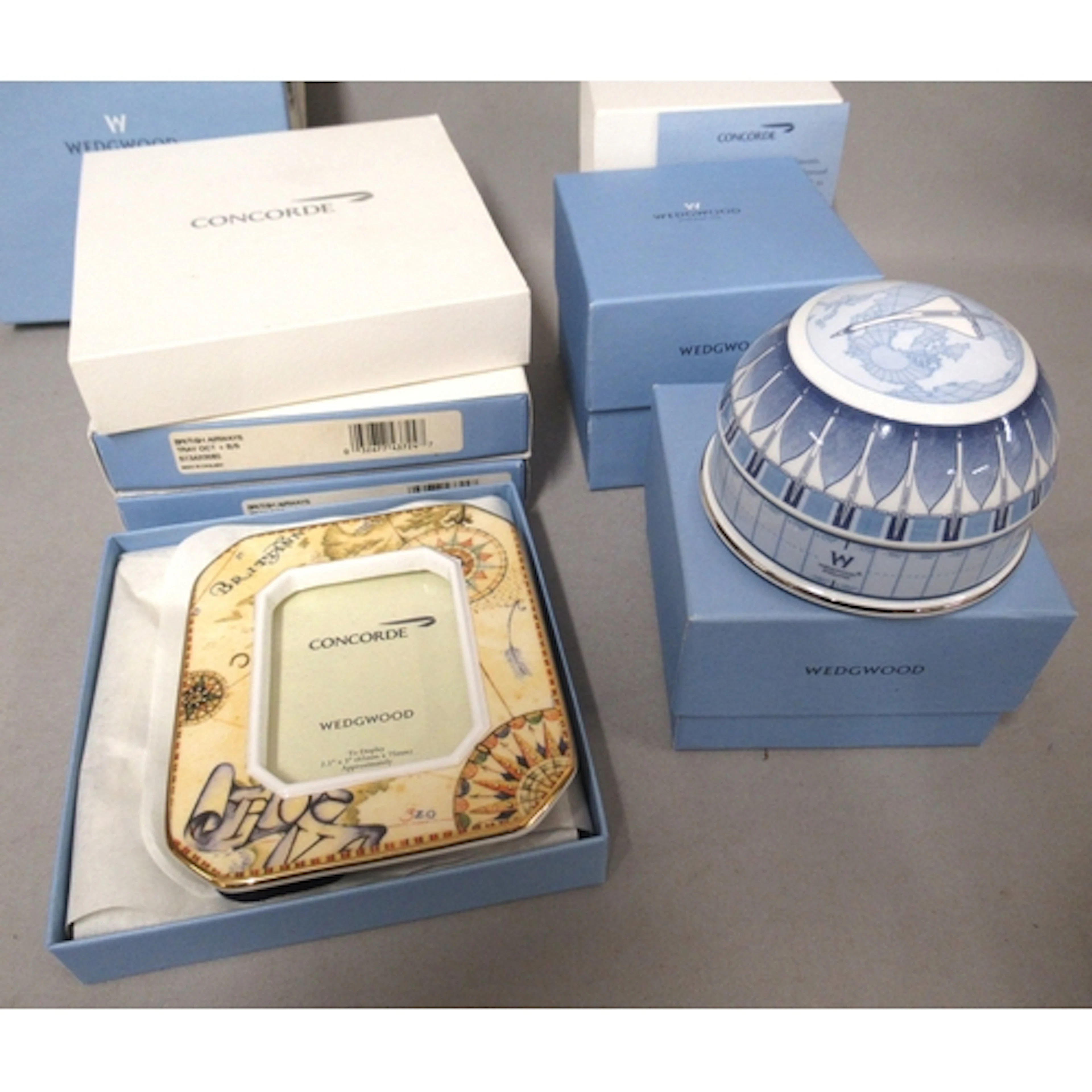 Group of four Wedgwood Concorde souvenir trinket dishes, tog...
