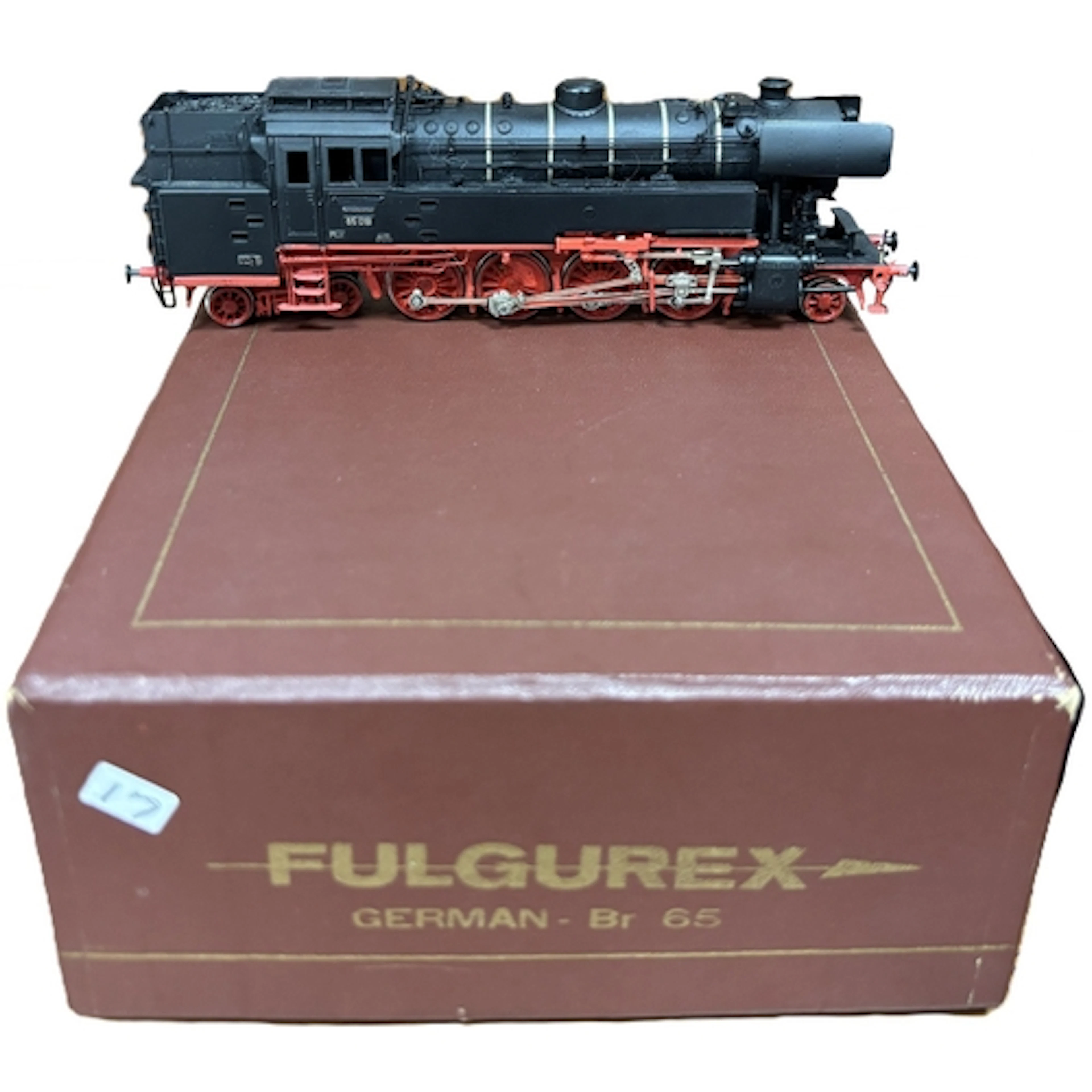 HO gauge pair of locomotives, generally excellent in excelle...