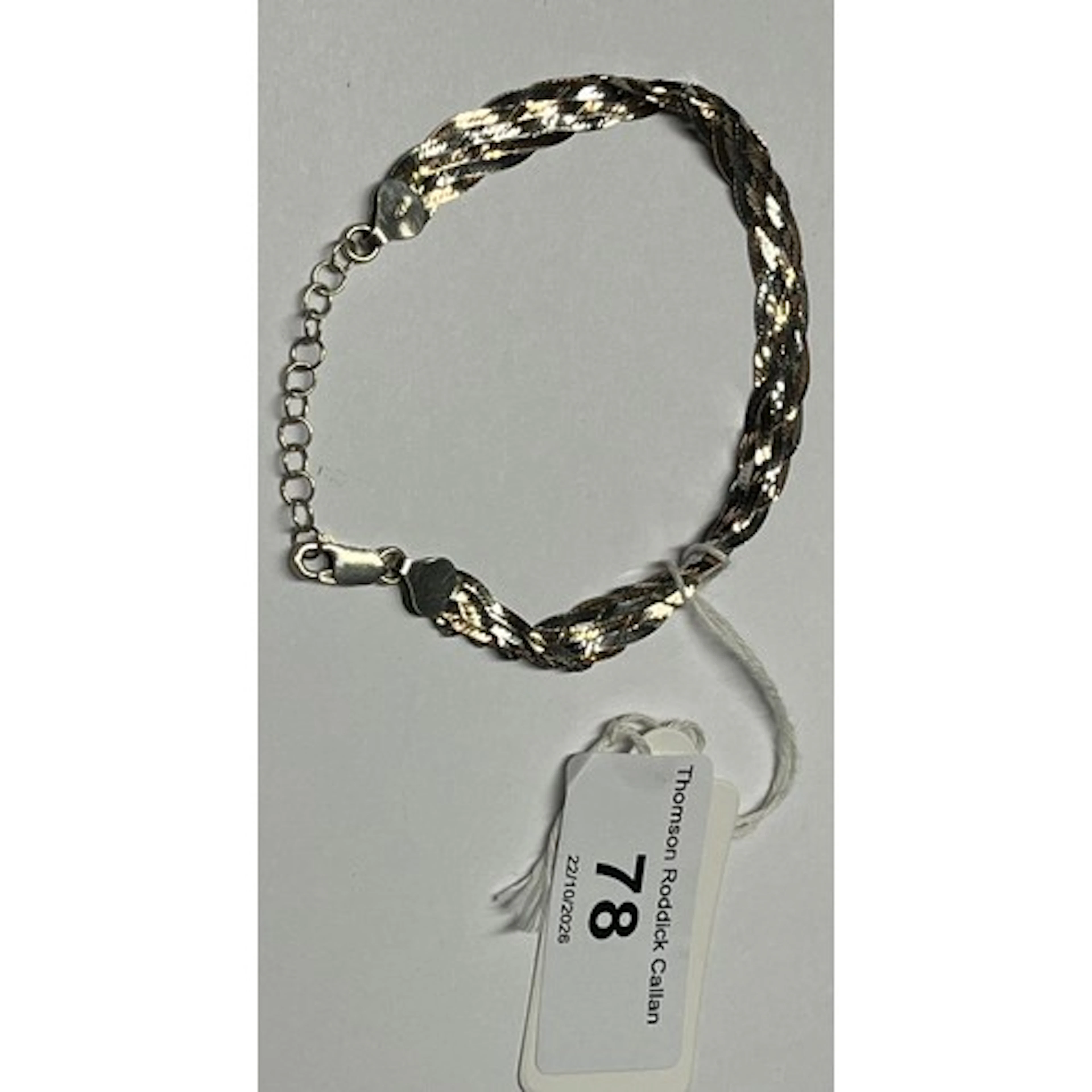 Silver twist bracelet, gross weight 5g.