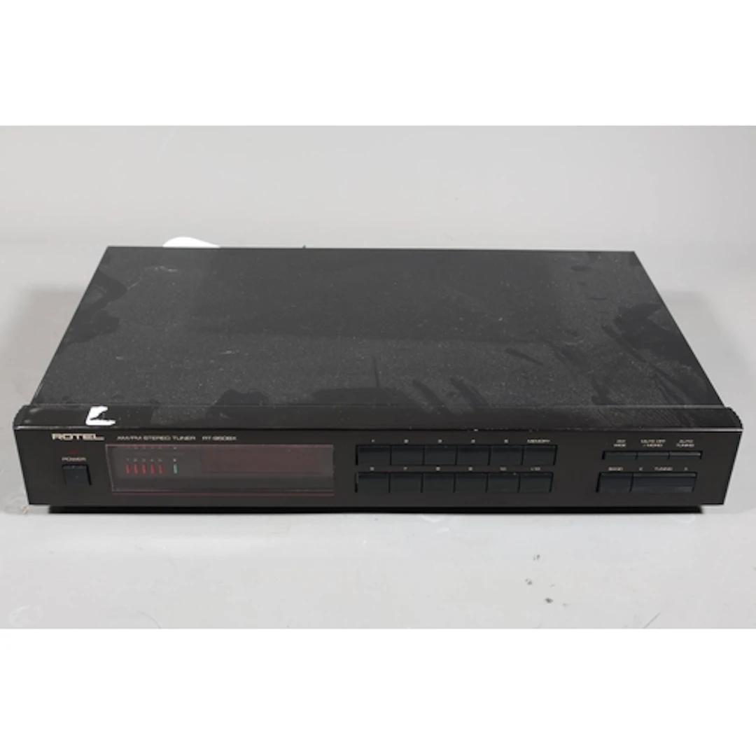 Rotel Stereo FM/AM Tuner Model RT 950BX