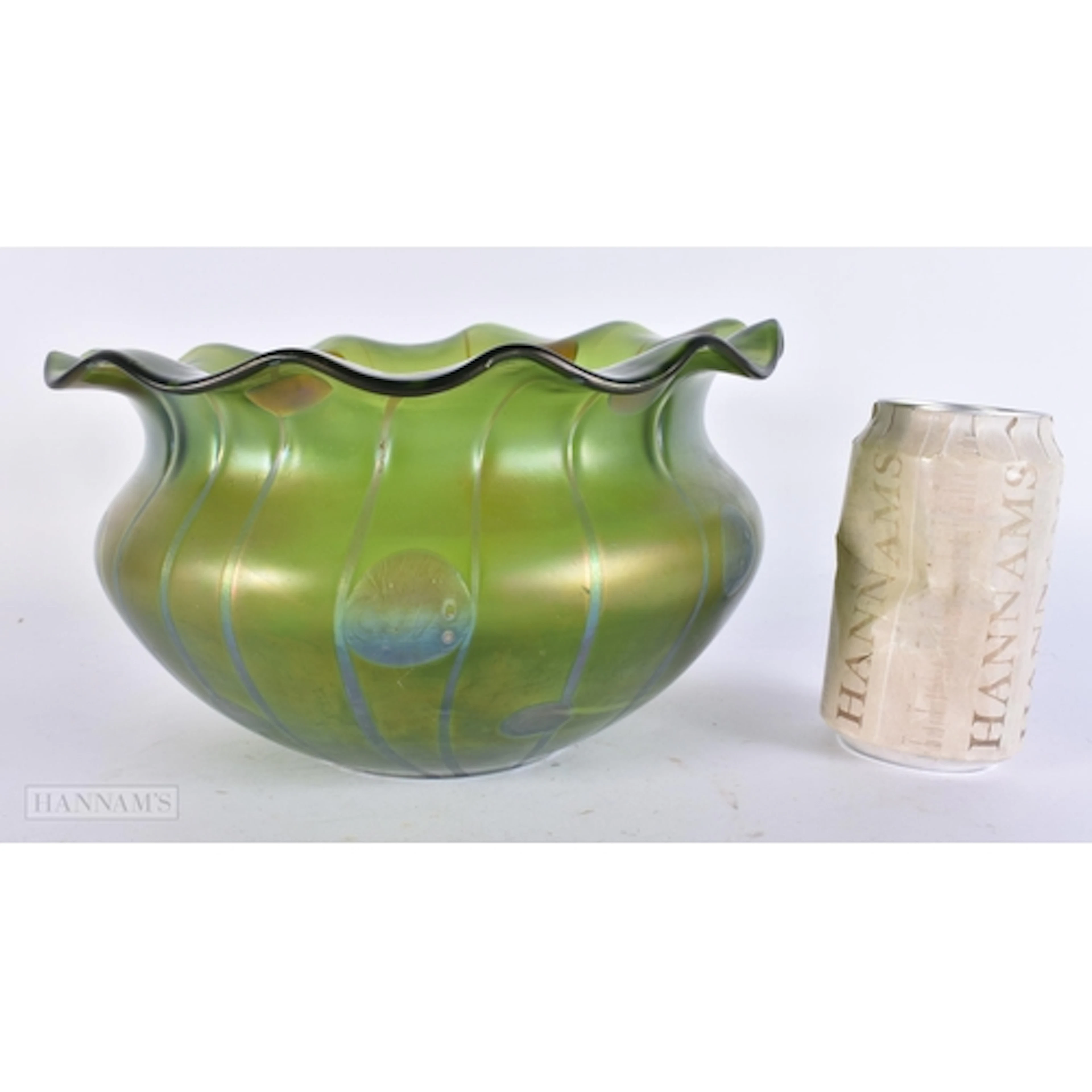 A STYLISH AUSTRIAN IRIDESCENT GLASS BOWL possibly by Loetz. ...