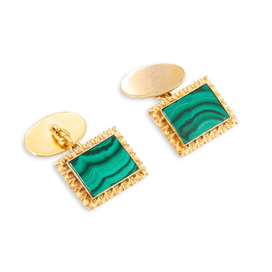 A PAIR OF MALACHITE CUFFLINKS, comprising rectangular malach...
