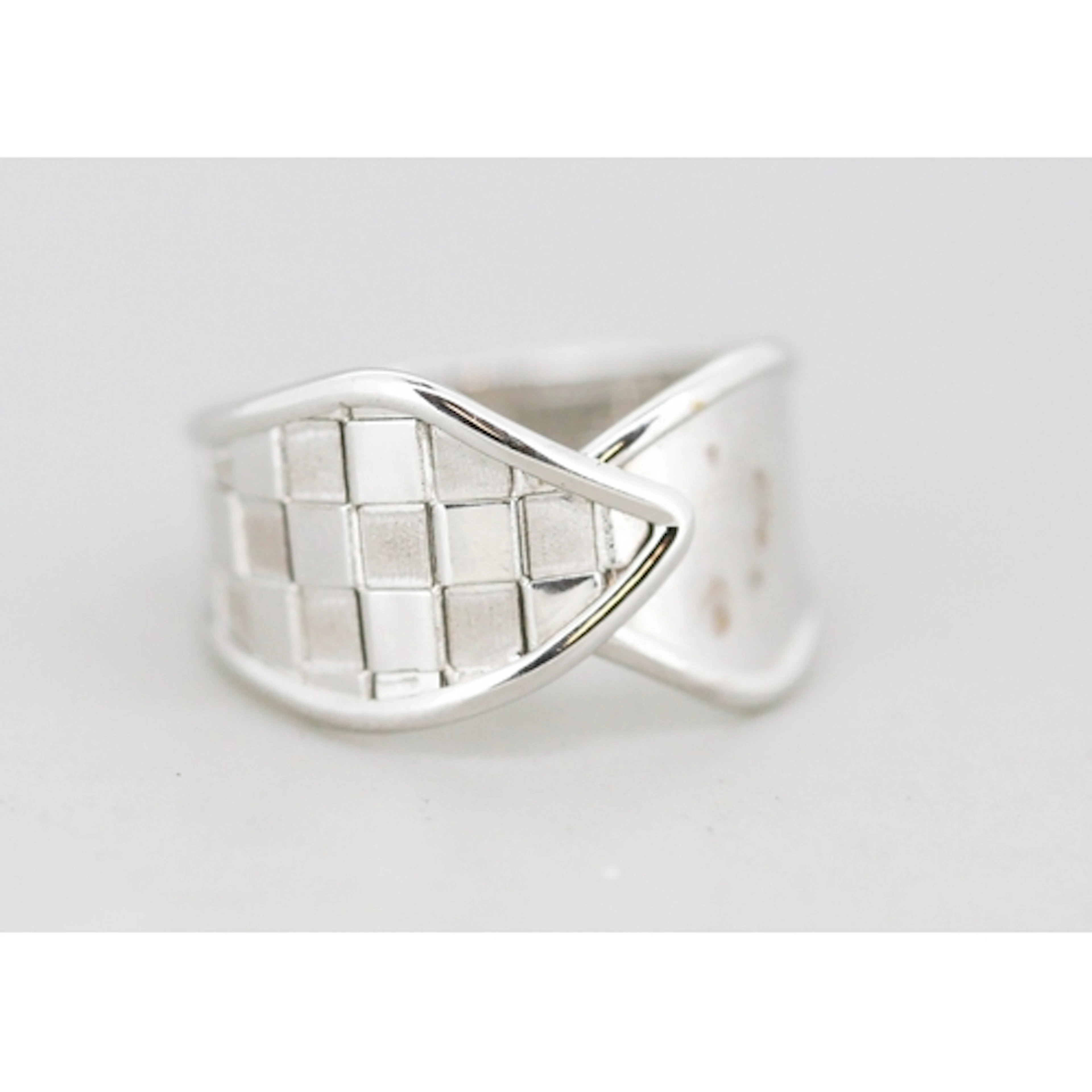 Checkerboard Motif Wrap Around Form Ring, Mounted in 18 Cara...