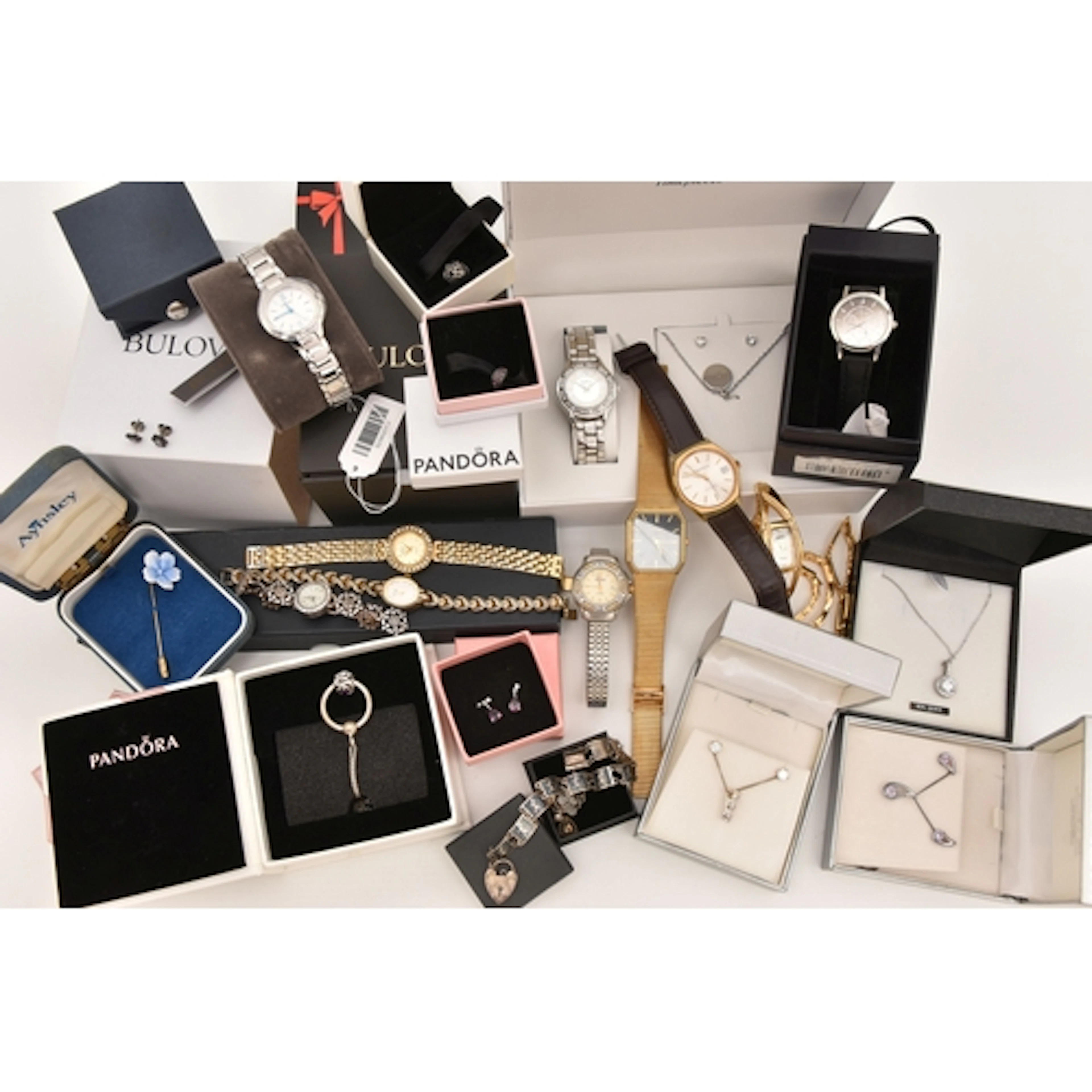 A BOXED 'PANDORA' PENDANT NECKLACE AND OTHER JEWELLERY, a ch...