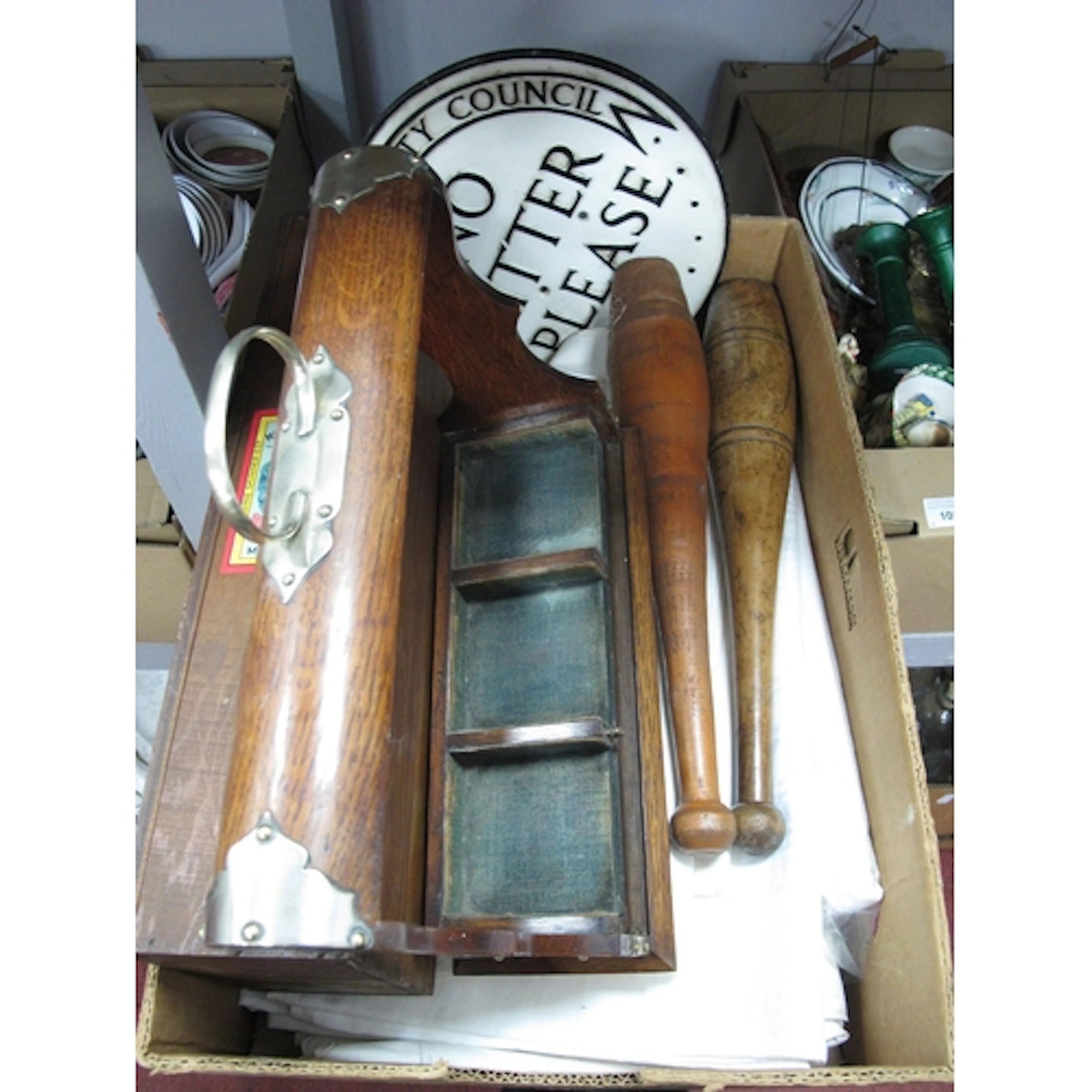 Collectables, including a circular metal Welsh 'No Litter Pl...