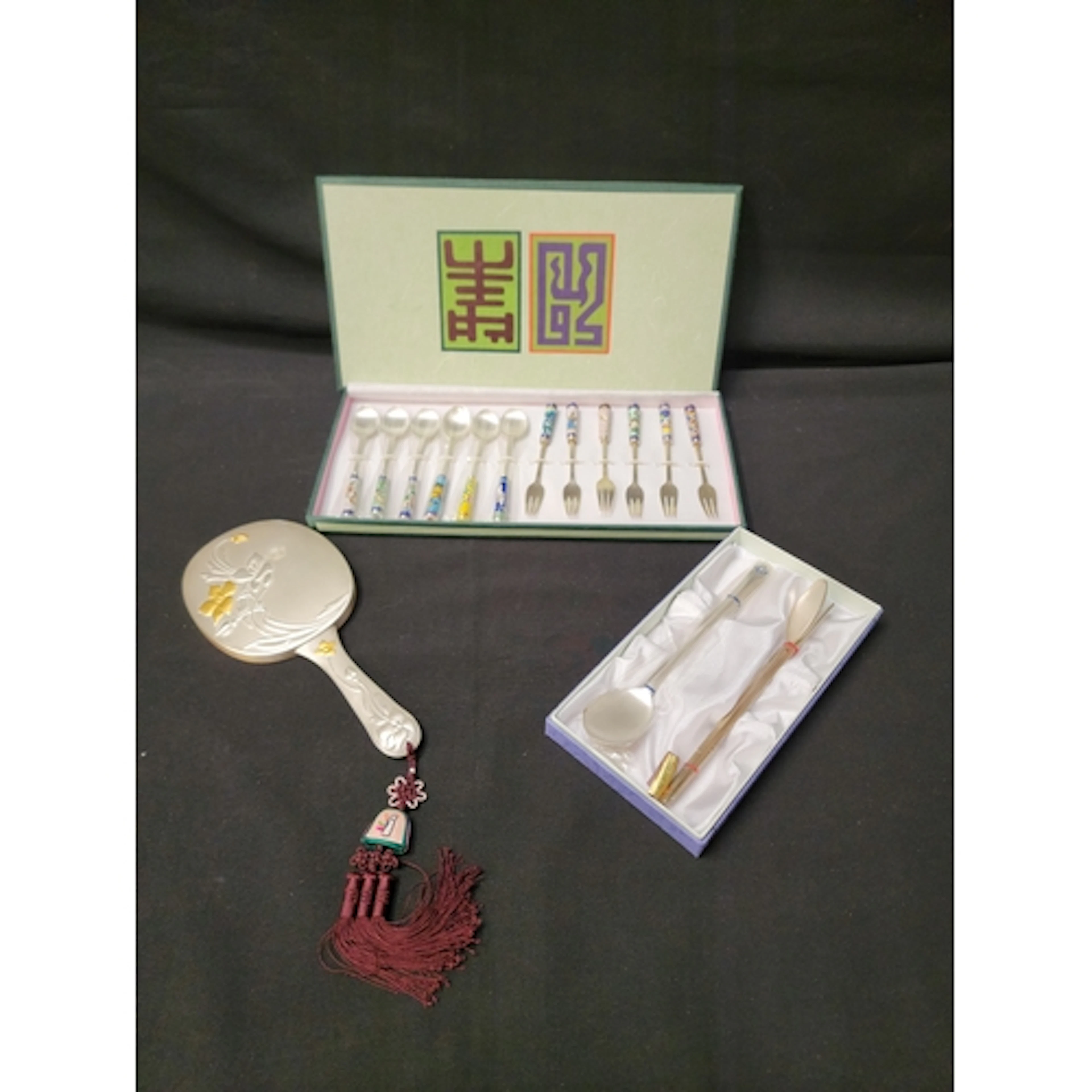 QUANTITY OF KOREAN SILVER AND WHITE METAL ITEMS including h...