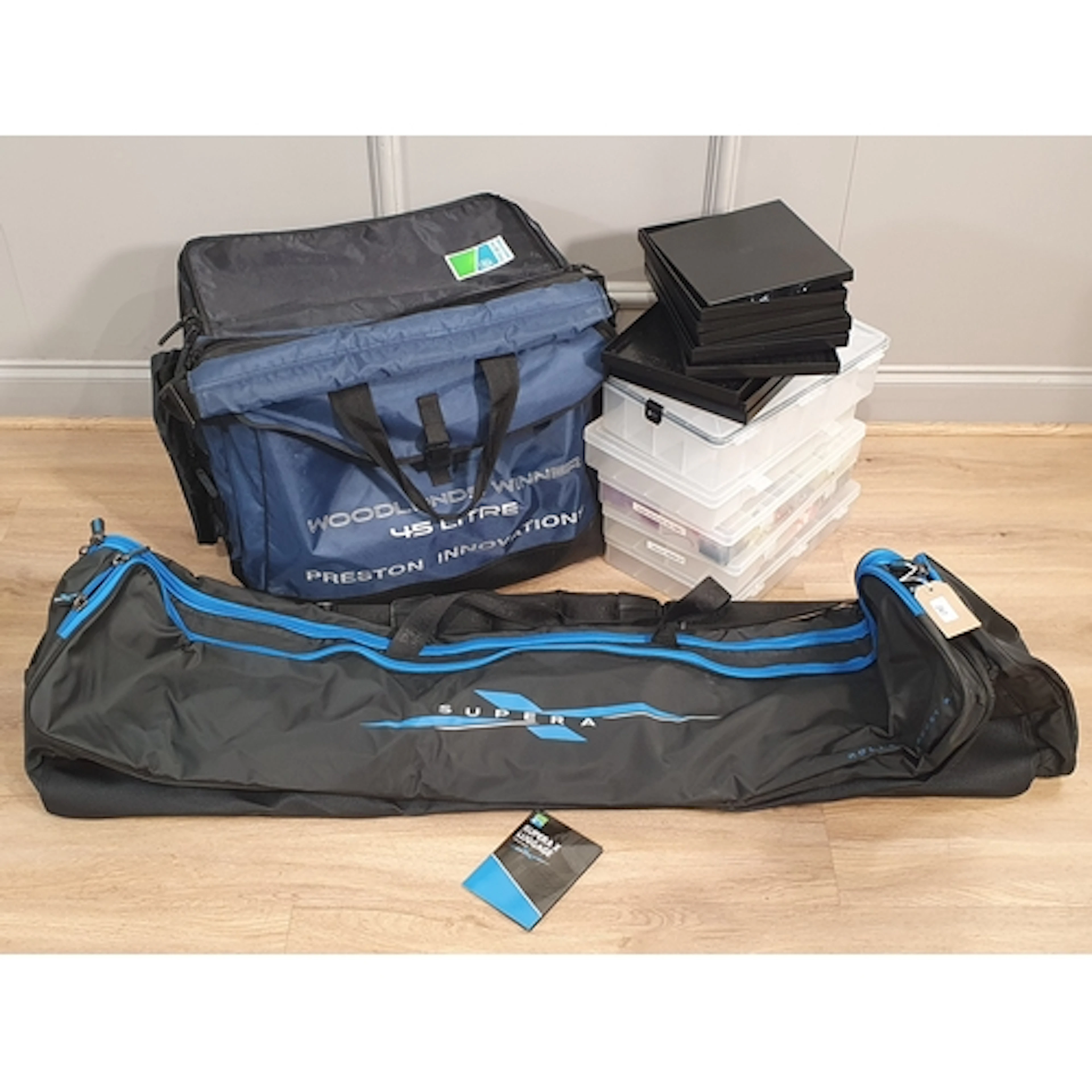 A Preston Innovations Supera X Roller & Roost - XL Carry Bag...