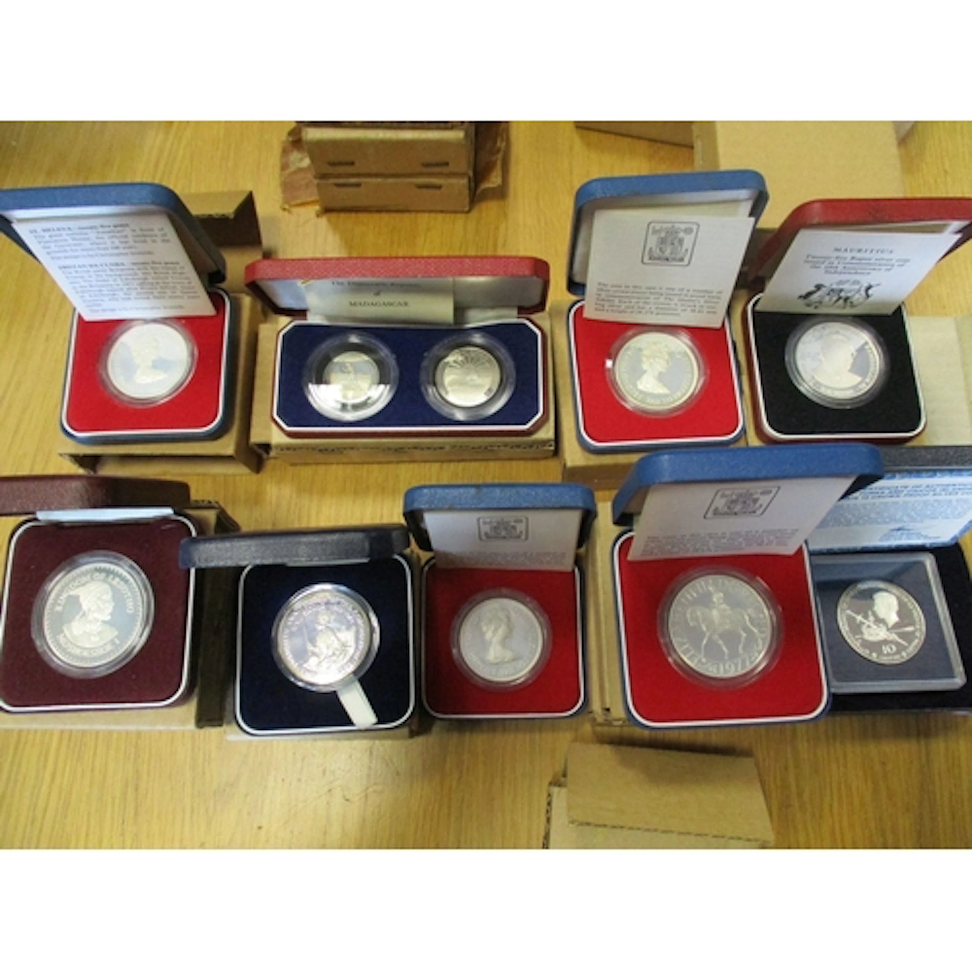 Collection of boxed silver proofs with Brunei 1972 $10 (3), ...