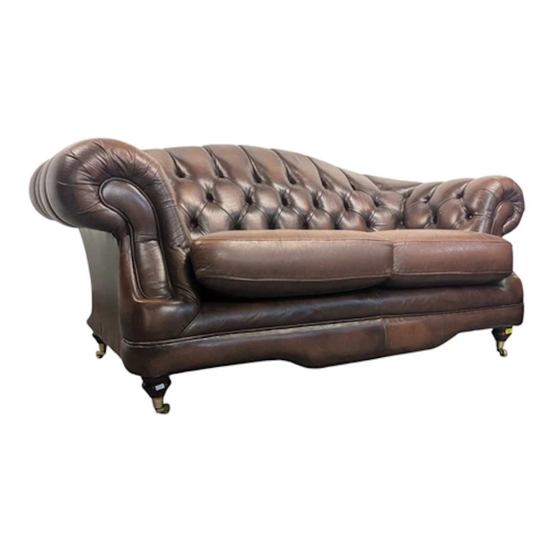 Thomas Lloyd - A vintage 20th century brown leather chesterf...
