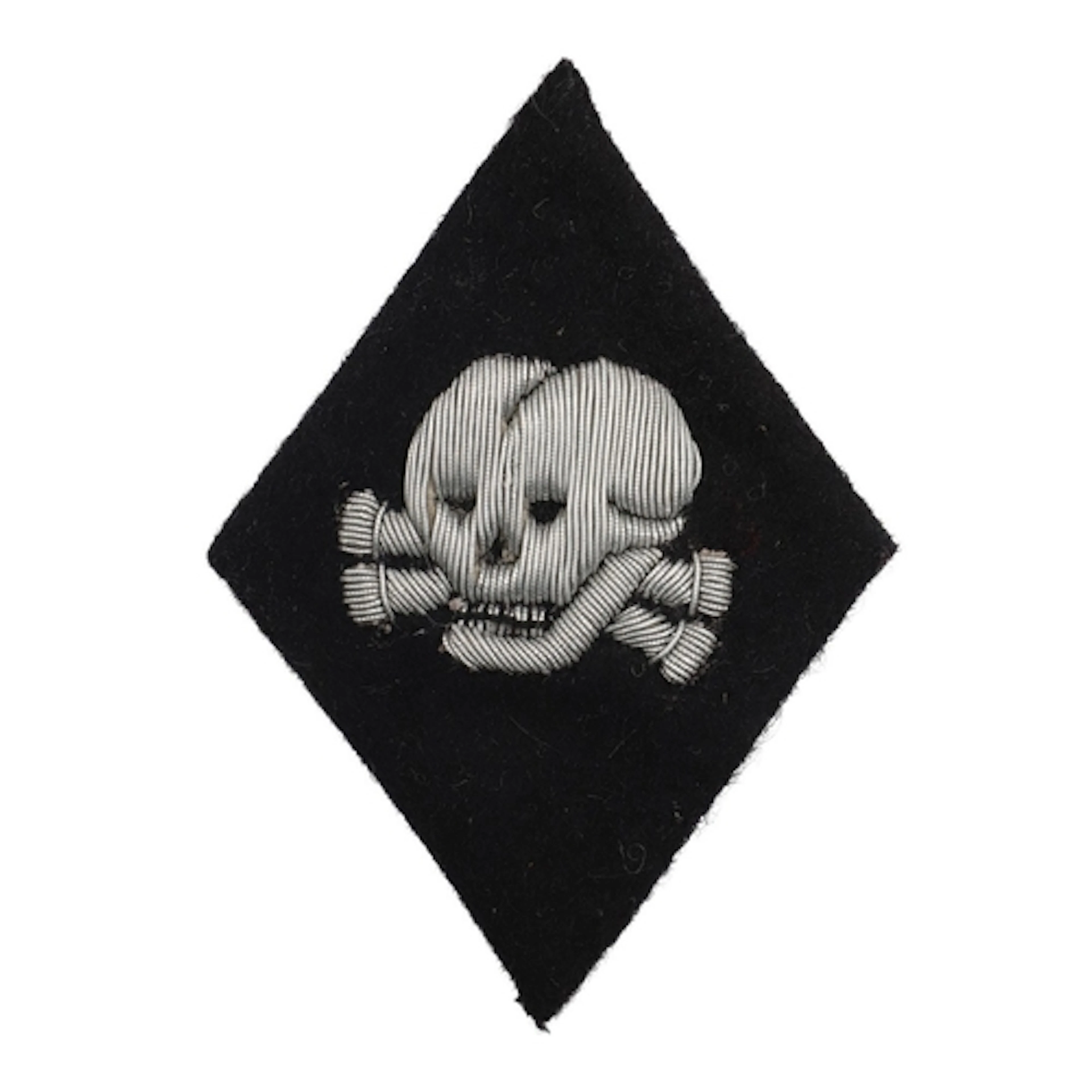 A SECOND WORLD WAR GERMAN WAFFEN-SS 'TOTENKOPF' OFFICER'S BA...