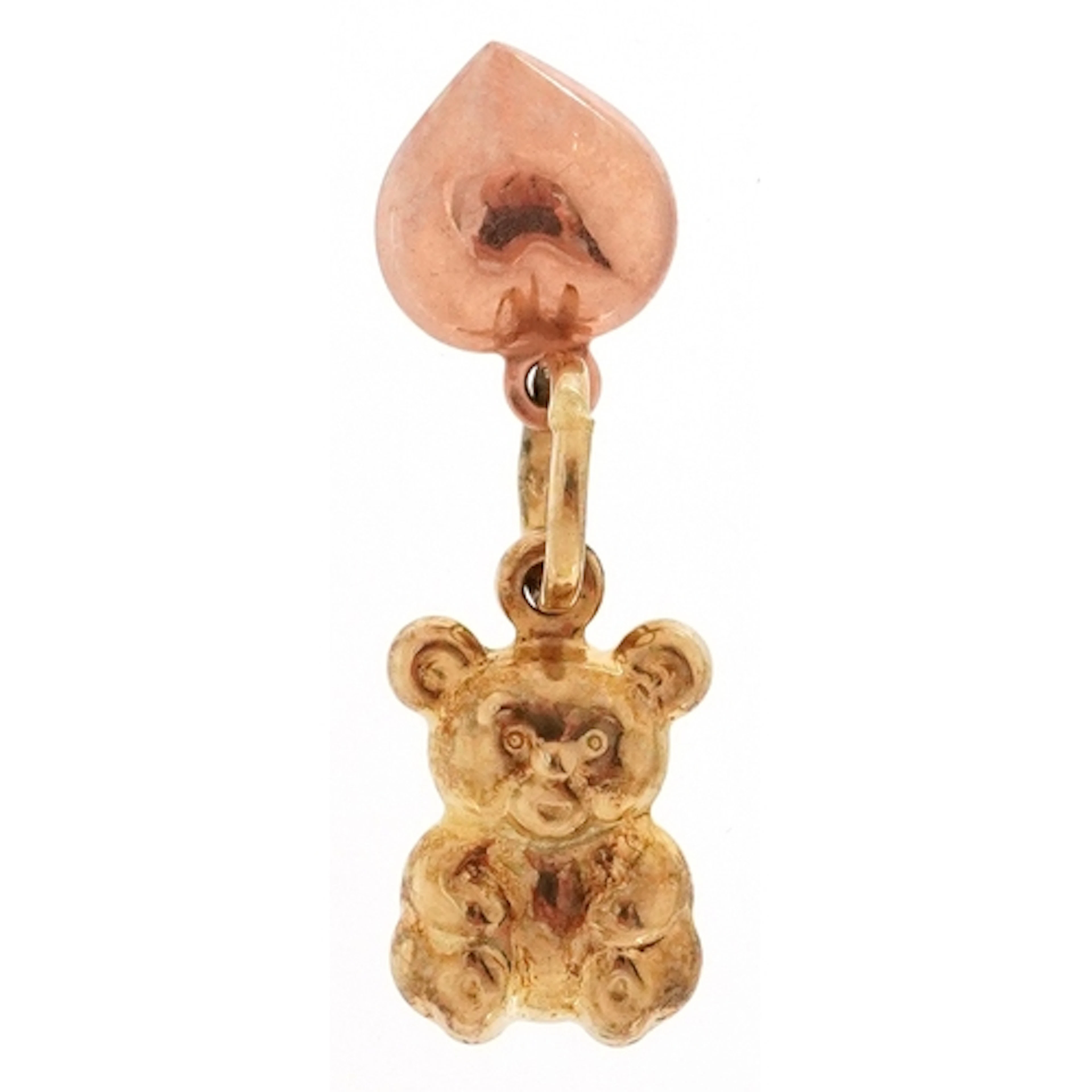 9ct gold charm in the form of a teddy bear and love heart, 1...