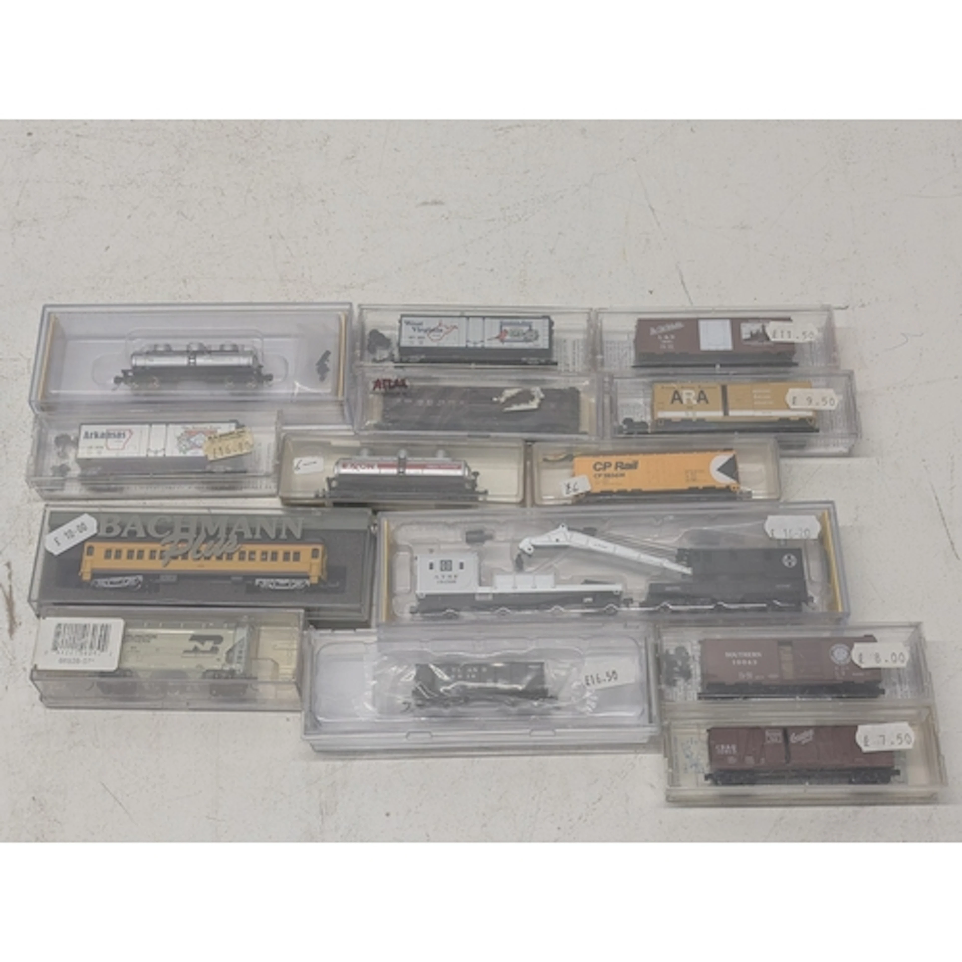 Fourteen mainly cargo/freight wagons to include examples fro...